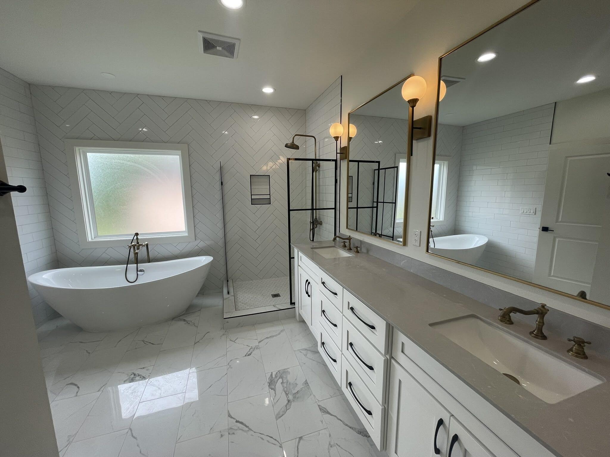 3893 North Sheedy Avenue Property Photo 13