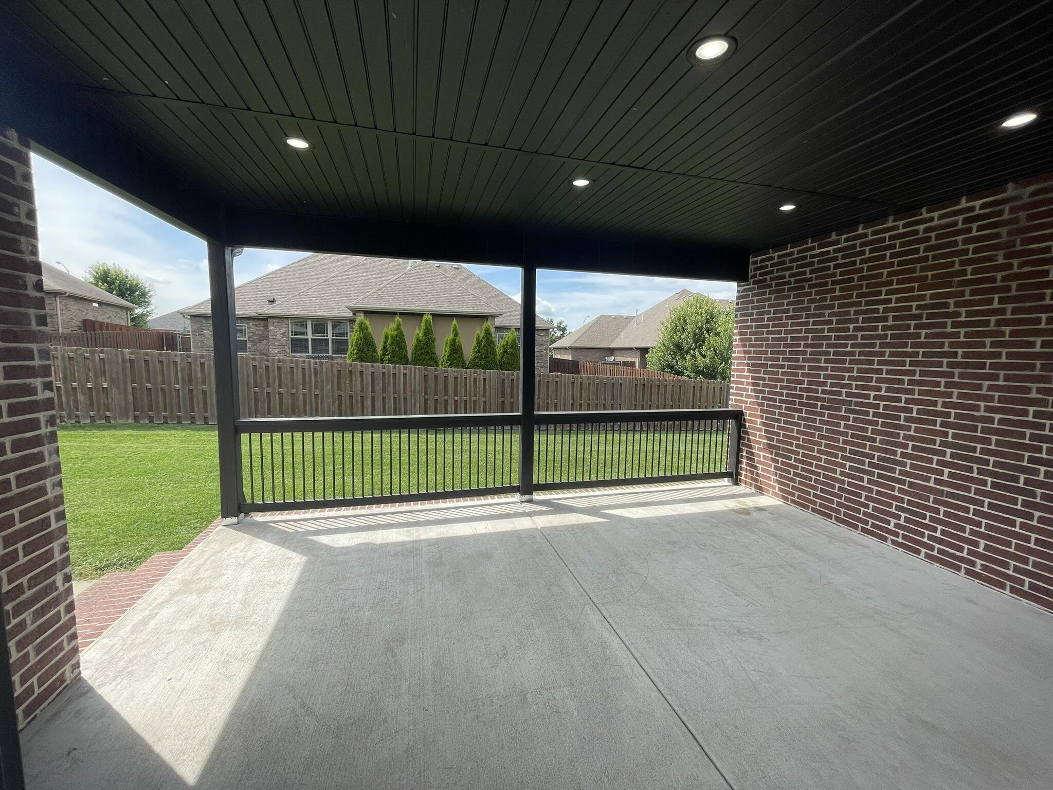 3893 North Sheedy Avenue Property Photo 29