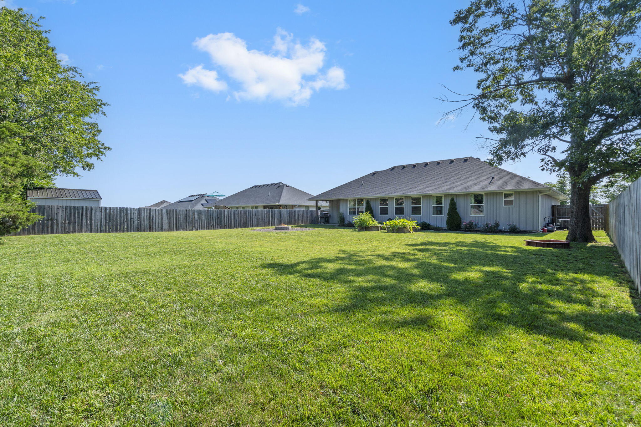 724 North Vermillion Drive Property Photo 34