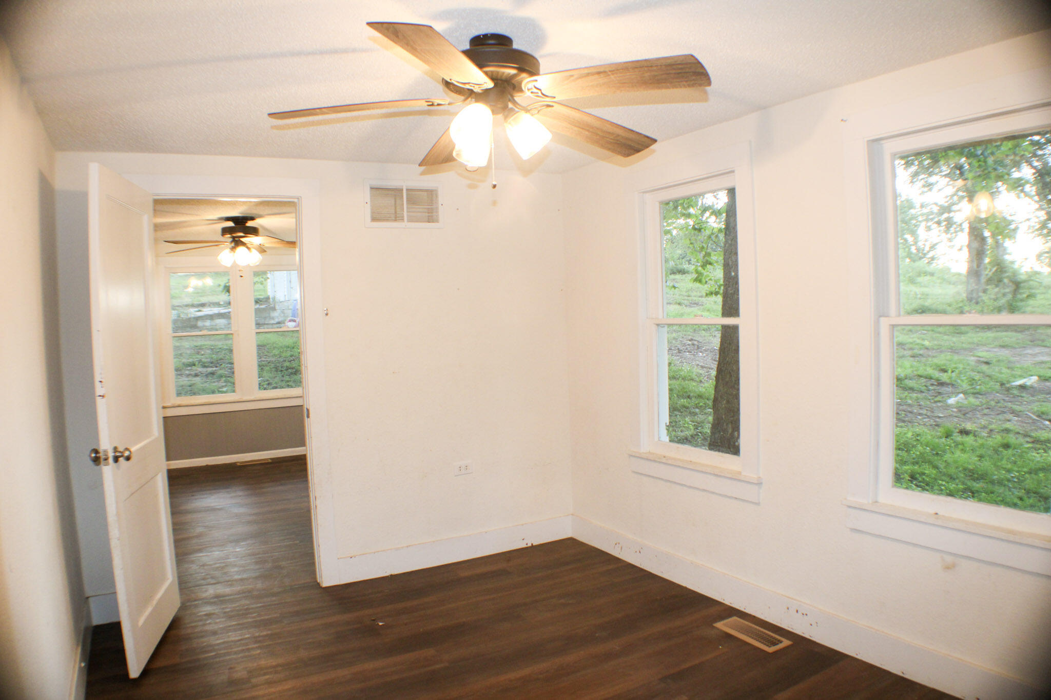707 North Saint James Street Property Photo 12