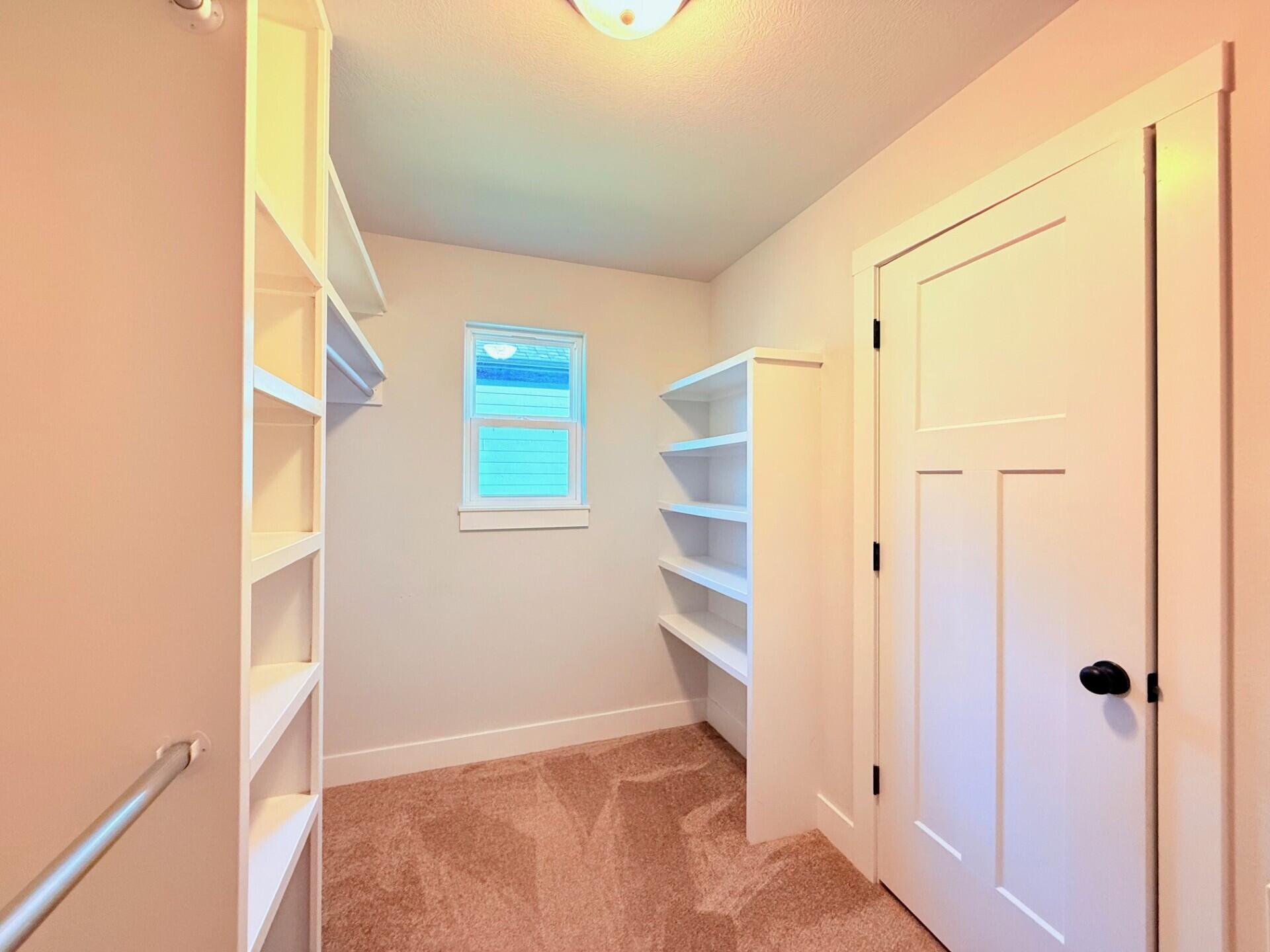677 North Fox Hill Circle Property Photo 20
