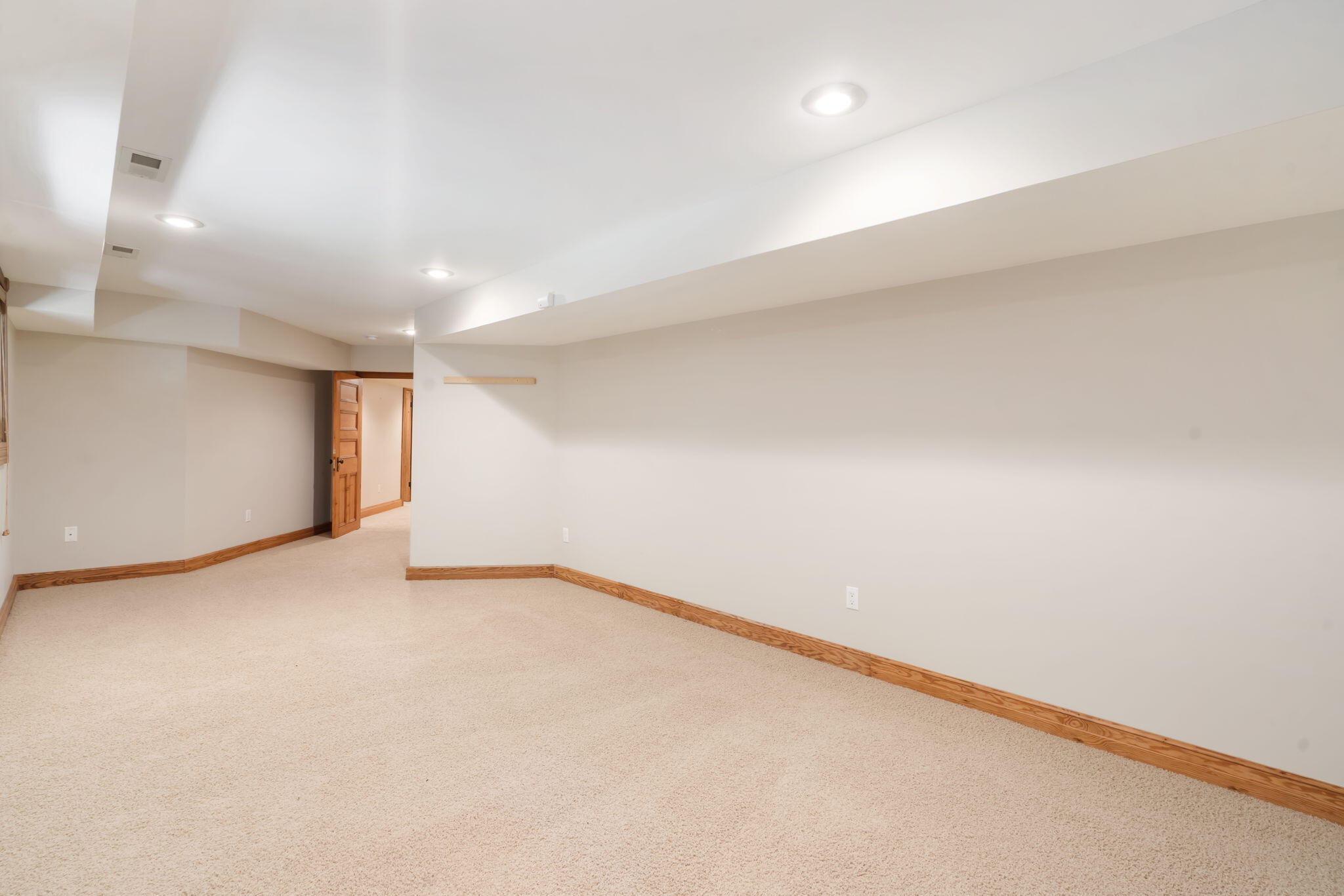 4109 East Farm Road 144 Property Photo 44