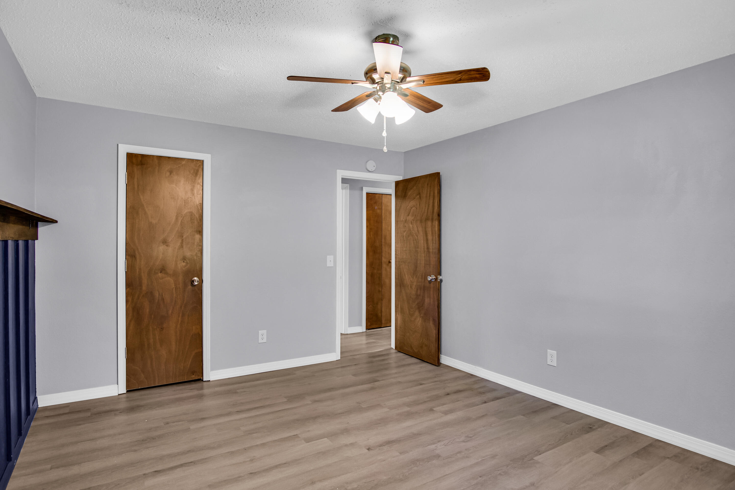 3217 West Riverside Street Property Photo 15