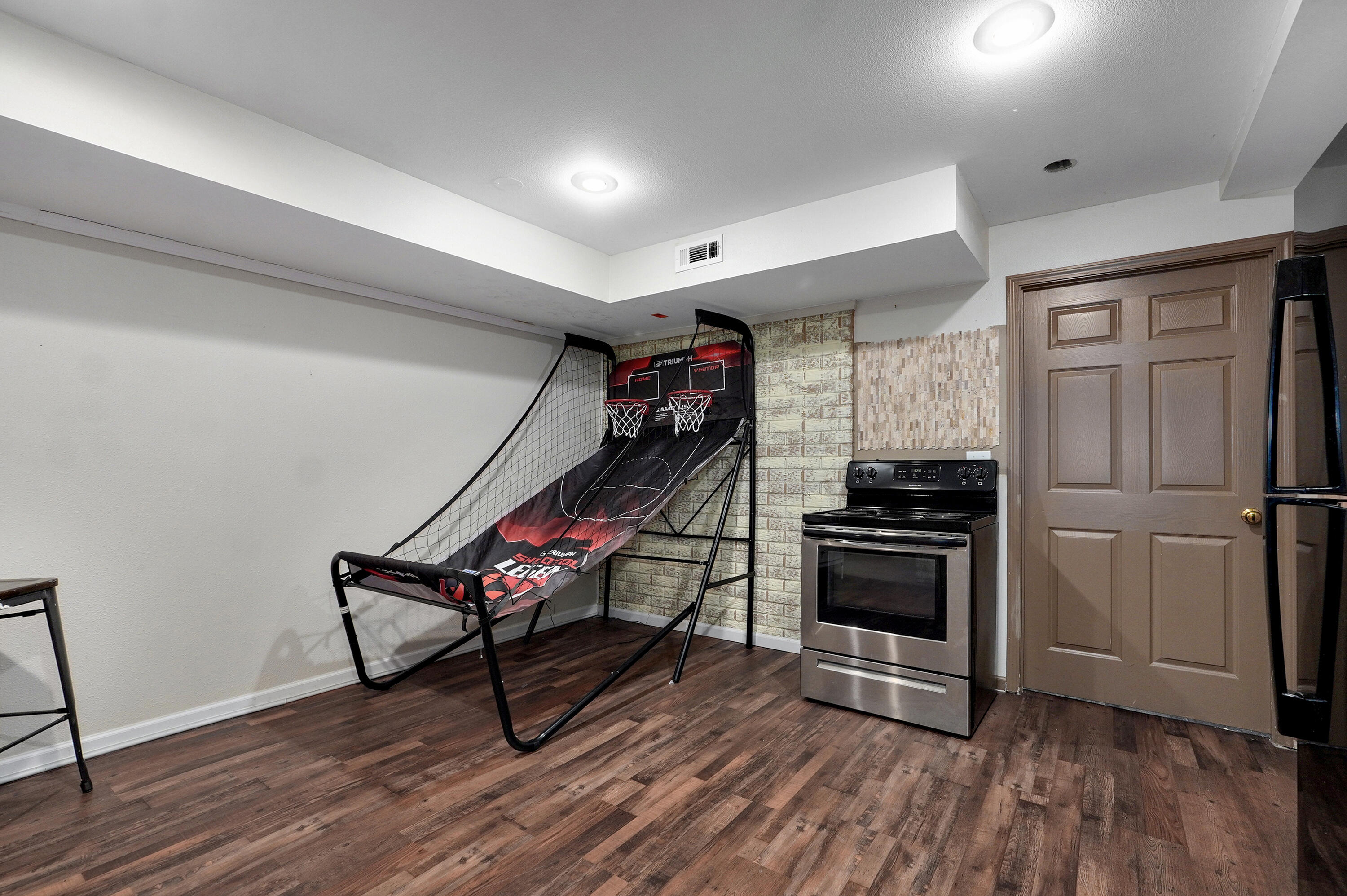 4402 North Quail Run Road Property Photo 56