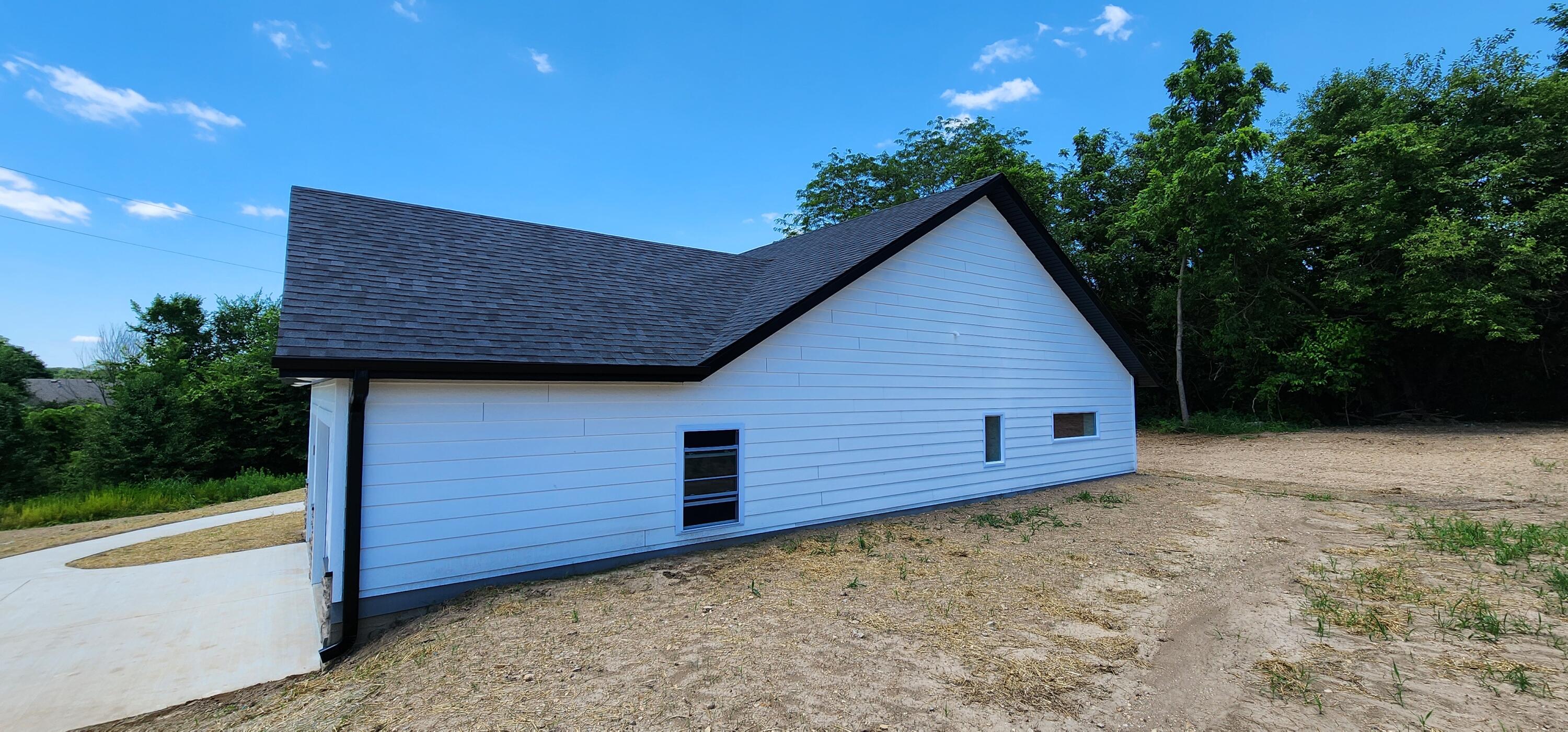 504 Brian Property Photo 5