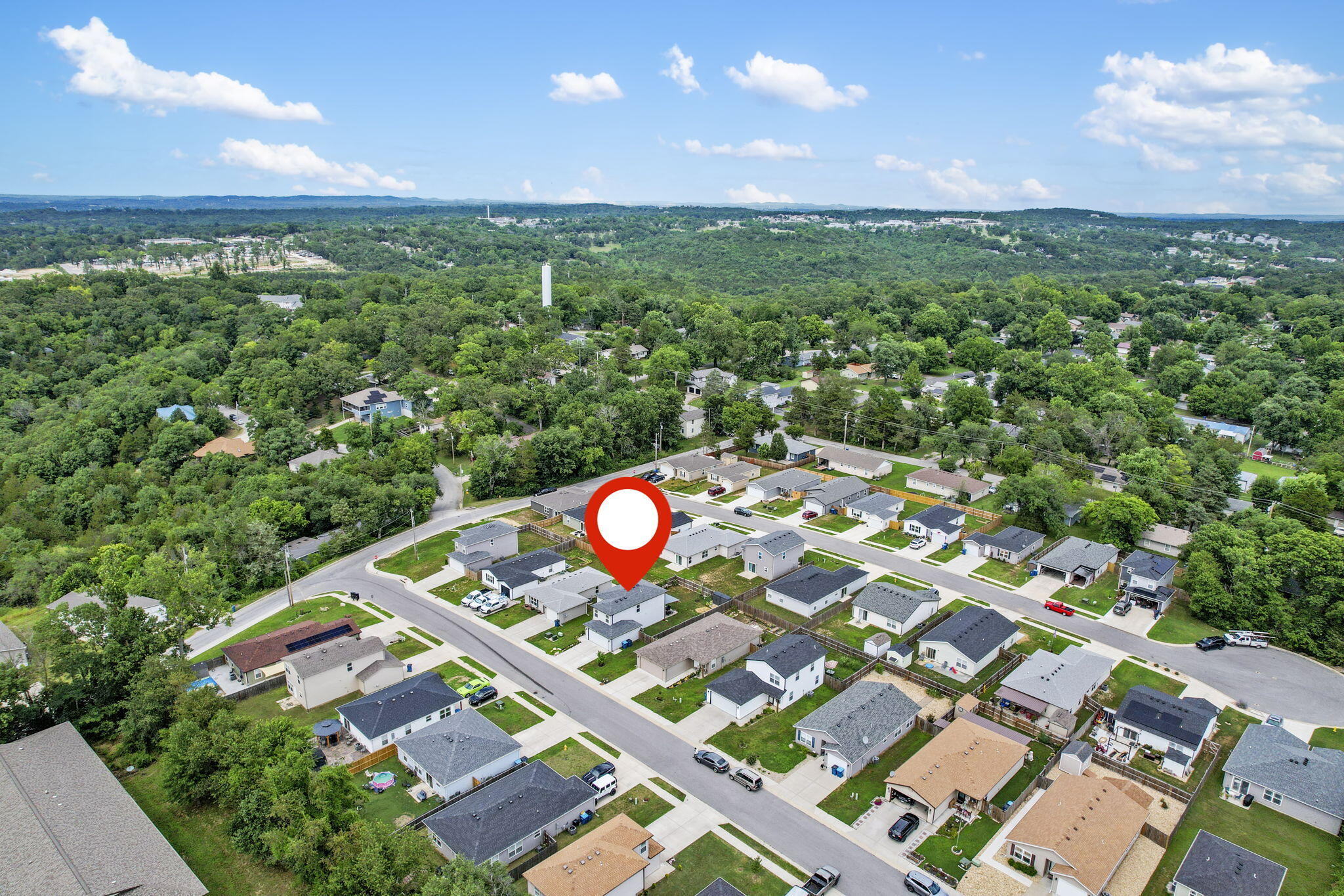 135 Pin Oak Court Property Photo 14