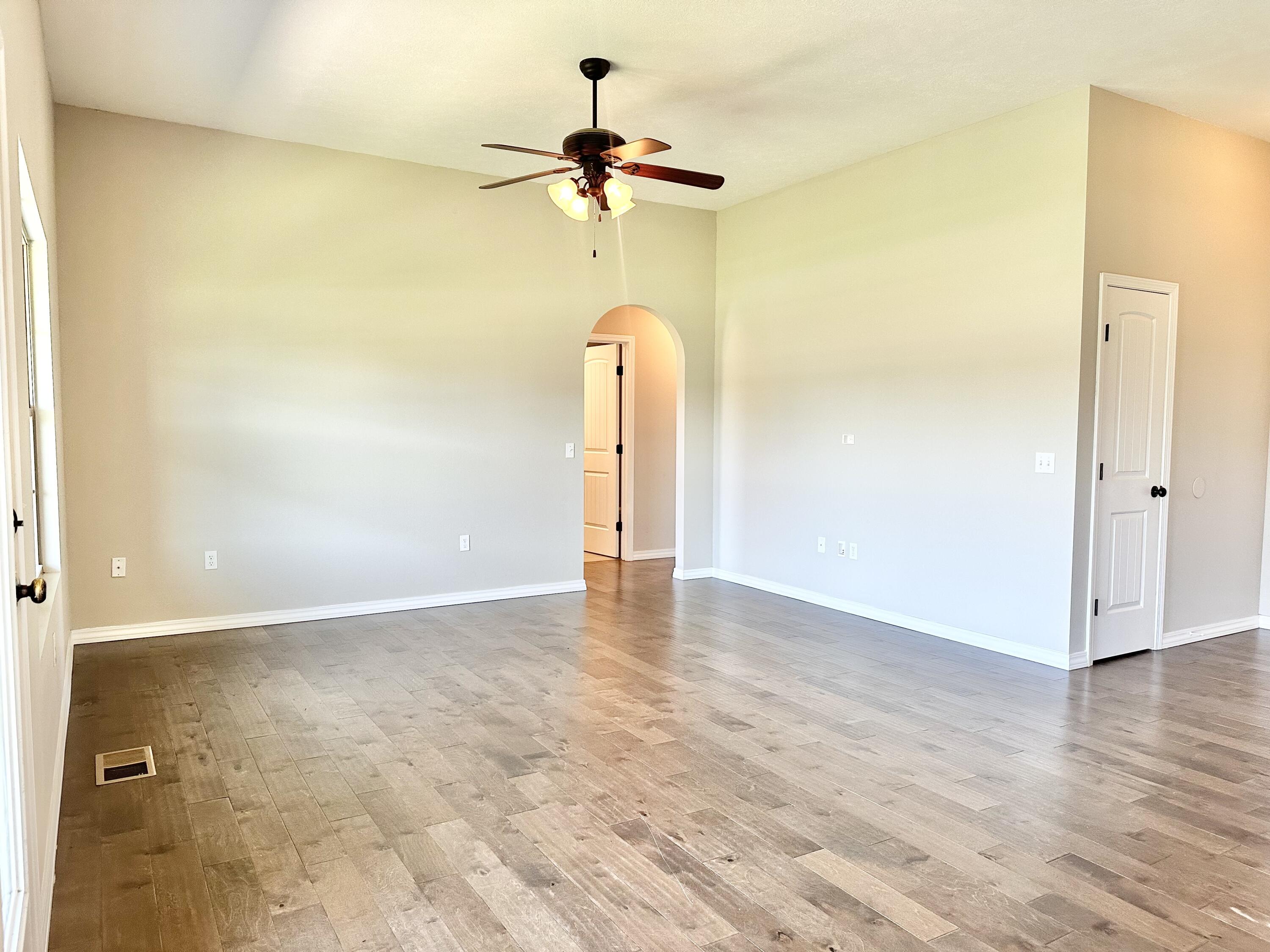 217 West Corsica Street Property Photo 5
