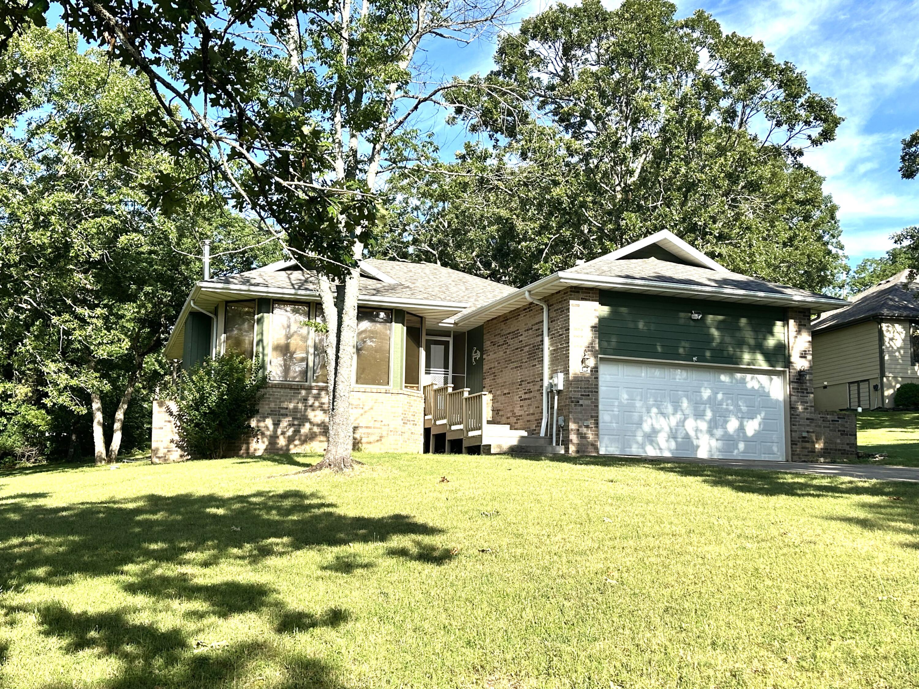 110 Oak Drive Property Photo 1