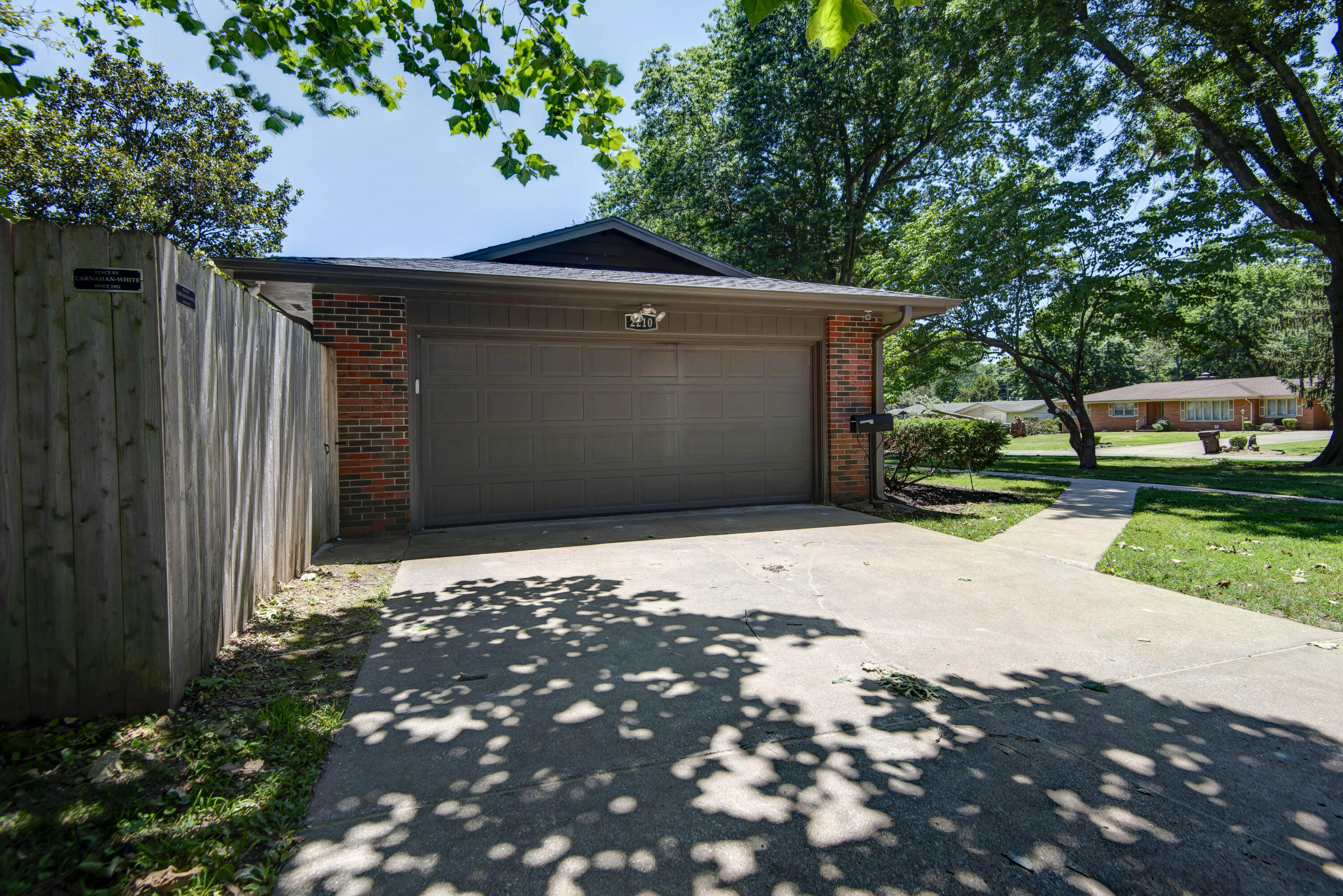 2210 South Catalina Avenue Property Photo 7