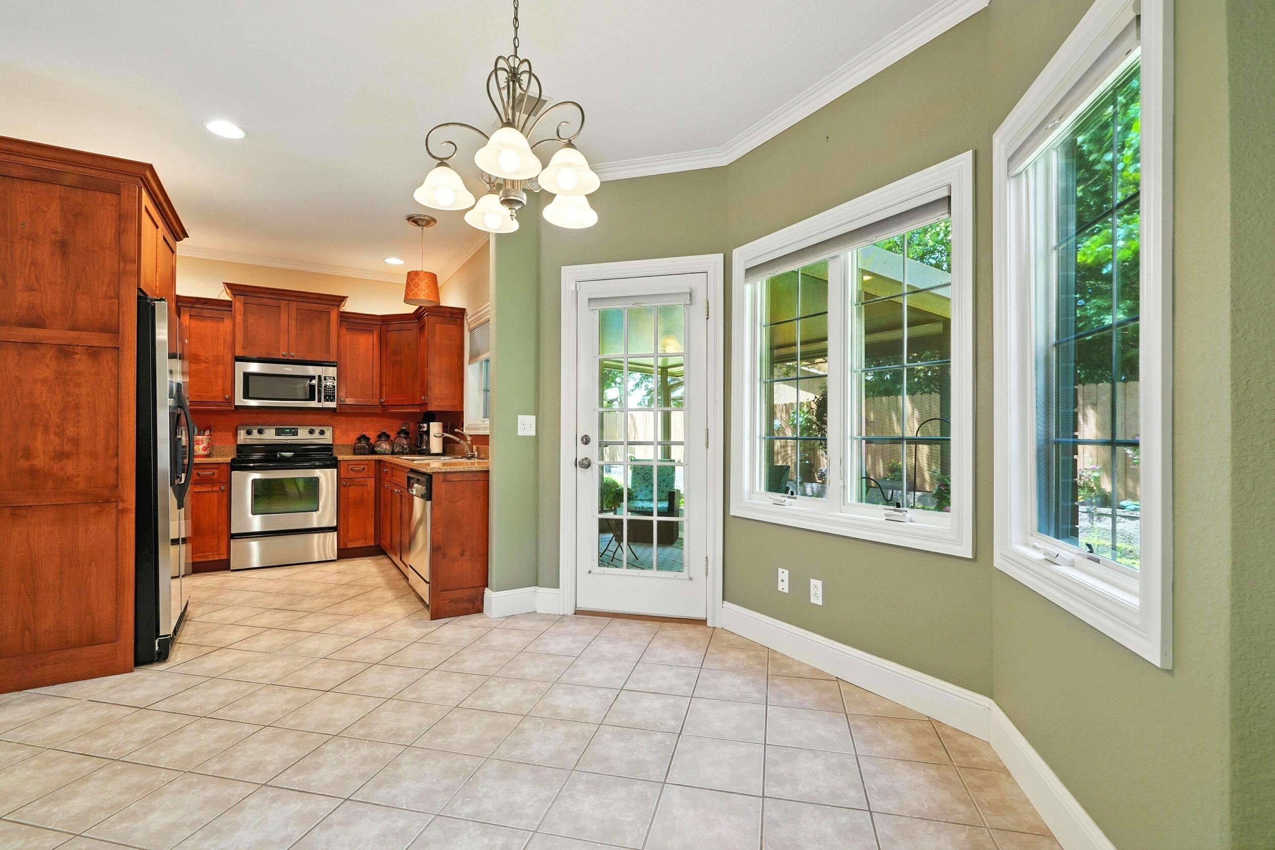 131 Stillwood Drive Property Photo 8
