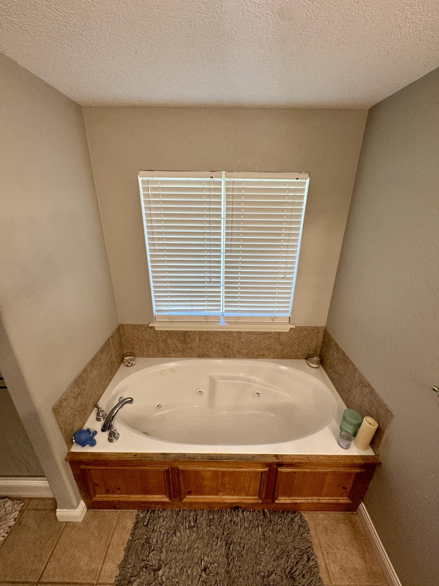 5537 South Pinehurst Avenue Property Photo 22