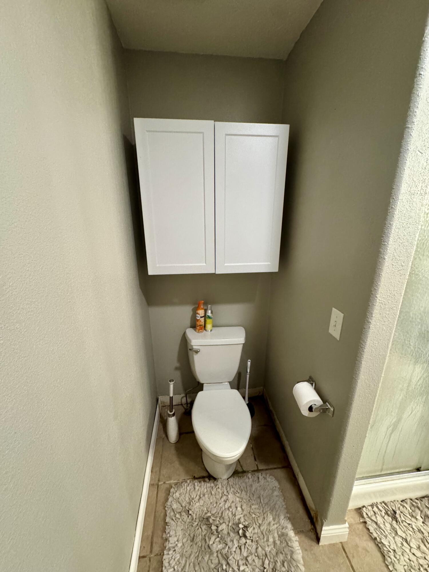 5537 South Pinehurst Avenue Property Photo 23