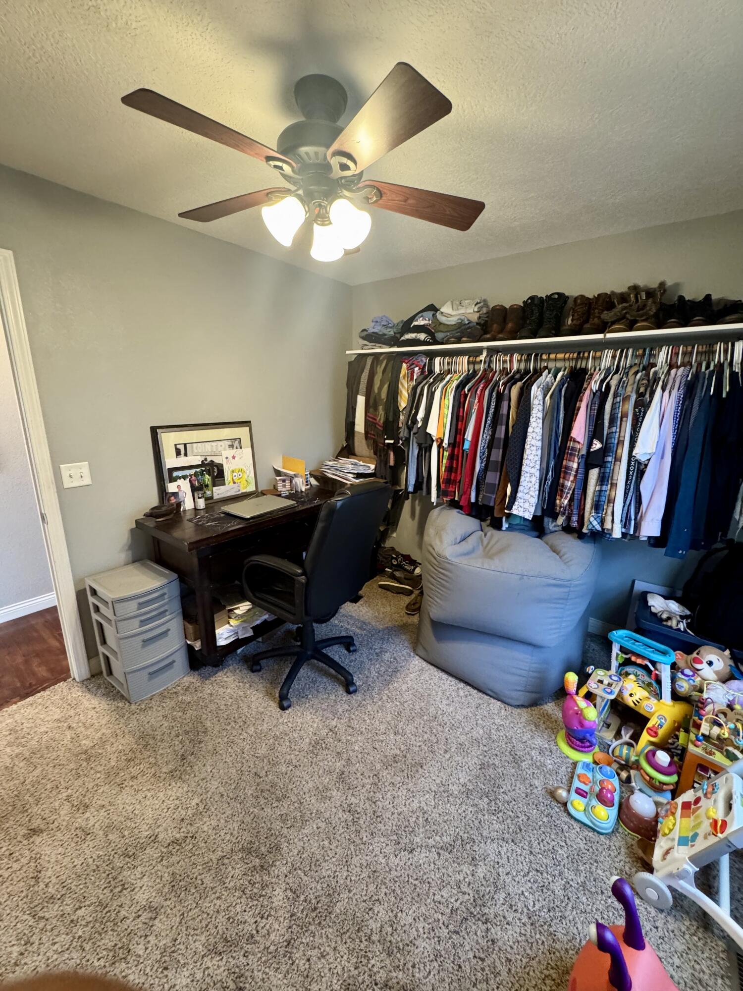 5537 South Pinehurst Avenue Property Photo 31