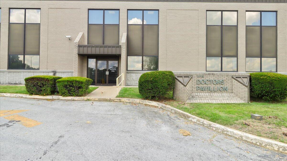 1115 Alaska Street Property Photo 1