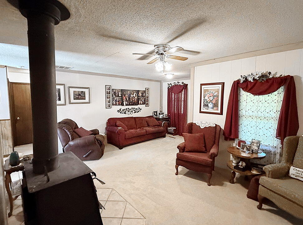16610 South 1375 Road Property Photo 6