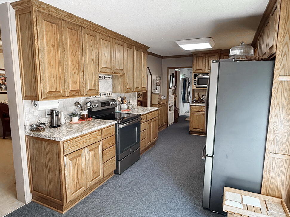 16610 South 1375 Road Property Photo 10