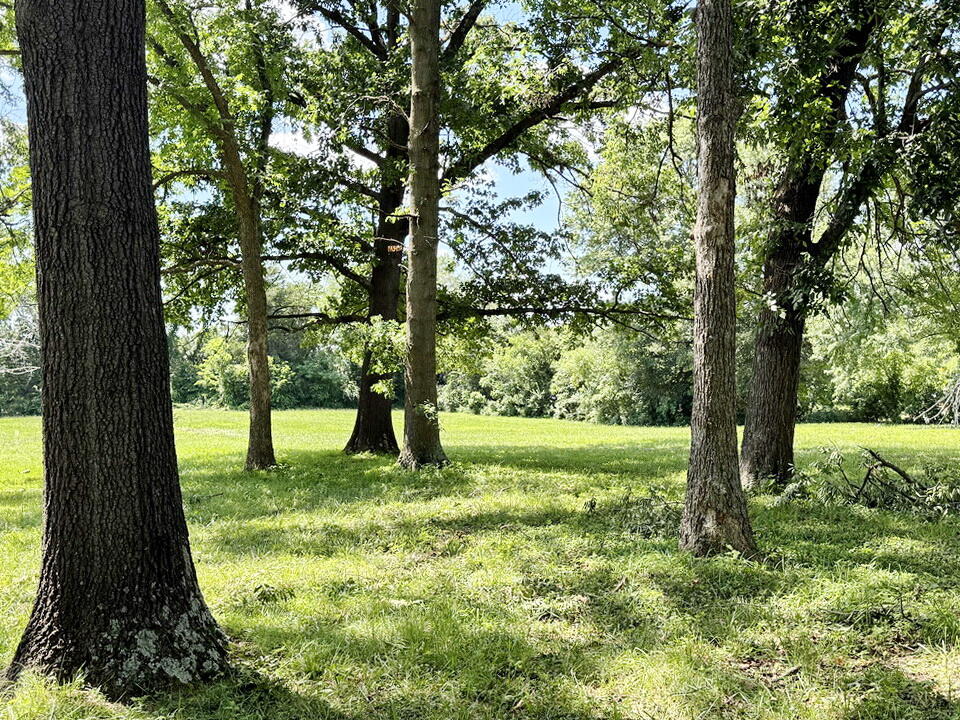 16610 South 1375 Road Property Photo 39