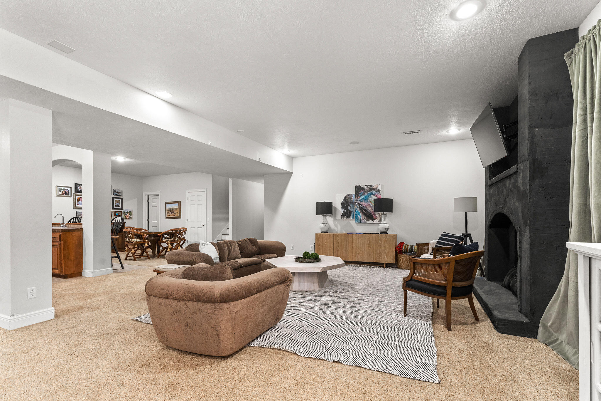4311 East Cross Timbers Street Property Photo 43