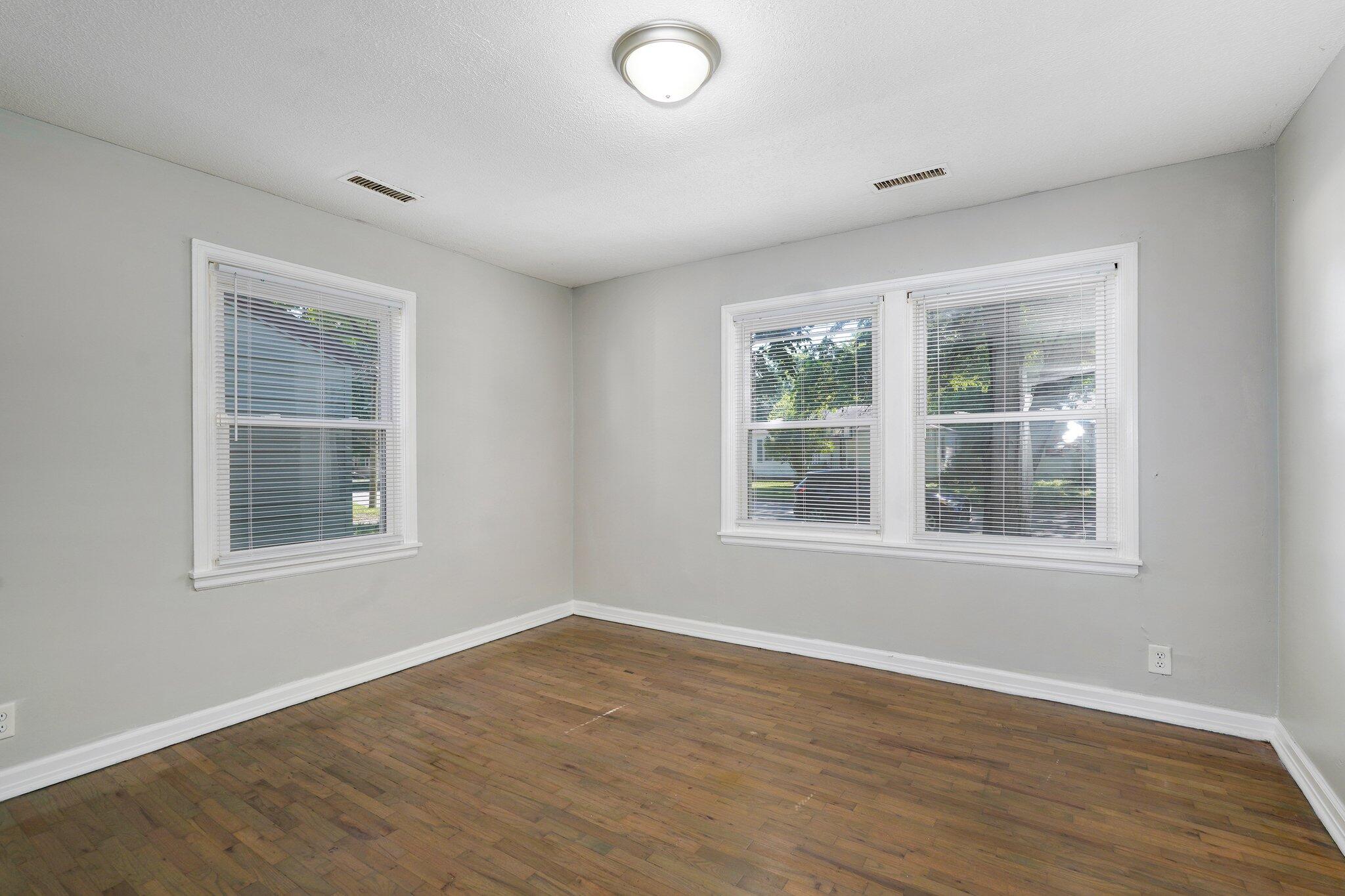 1739 South South Avenue Property Photo 15