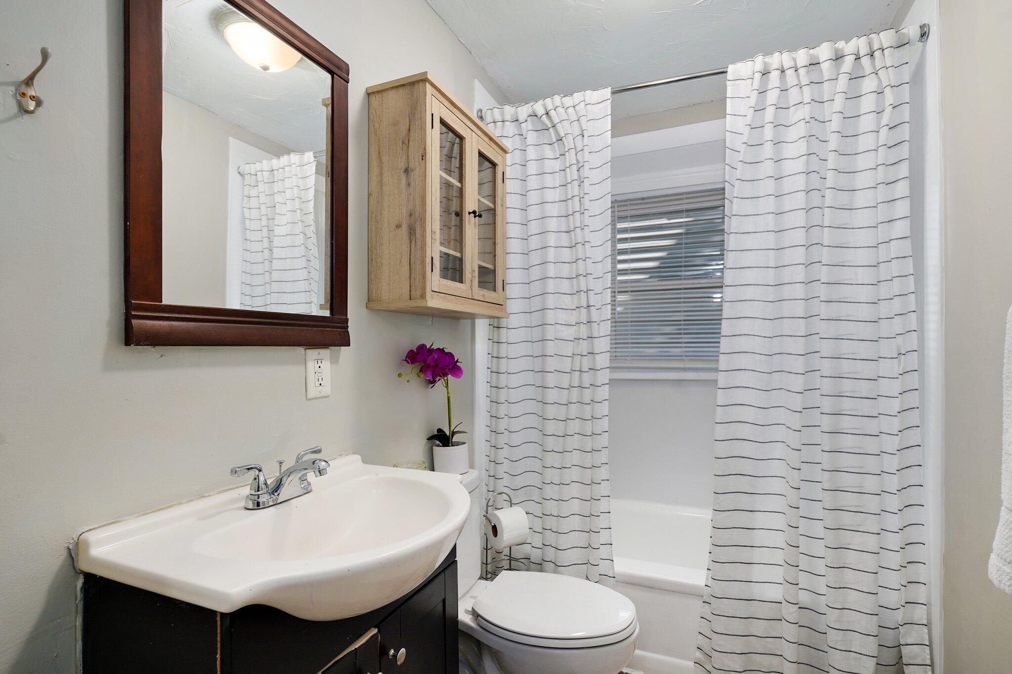 1739 South South Avenue Property Photo 16