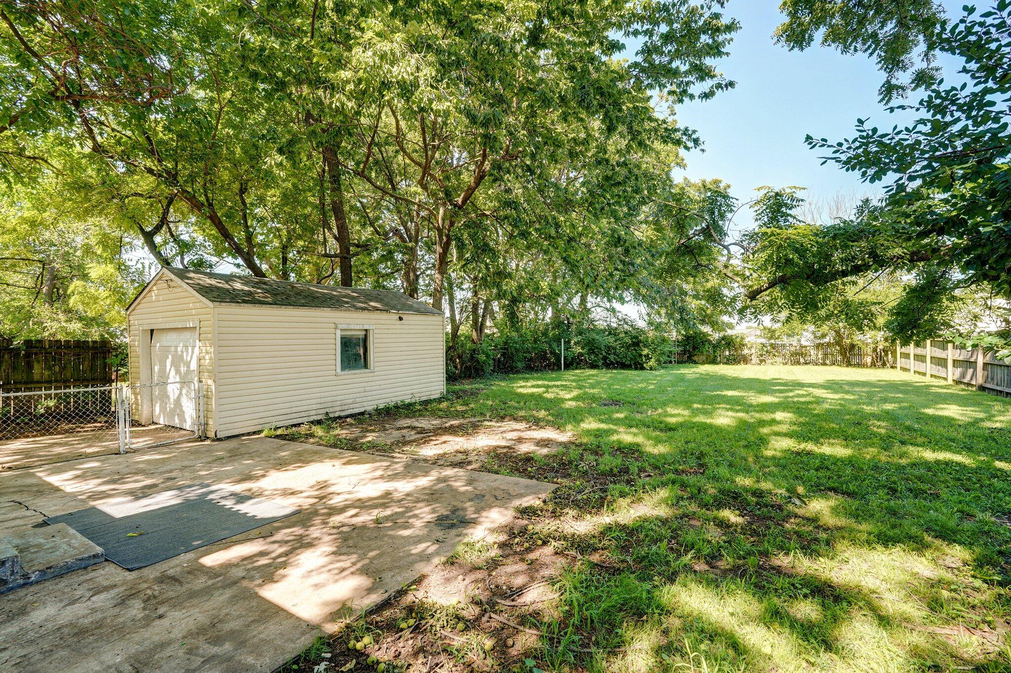 1739 South South Avenue Property Photo 19