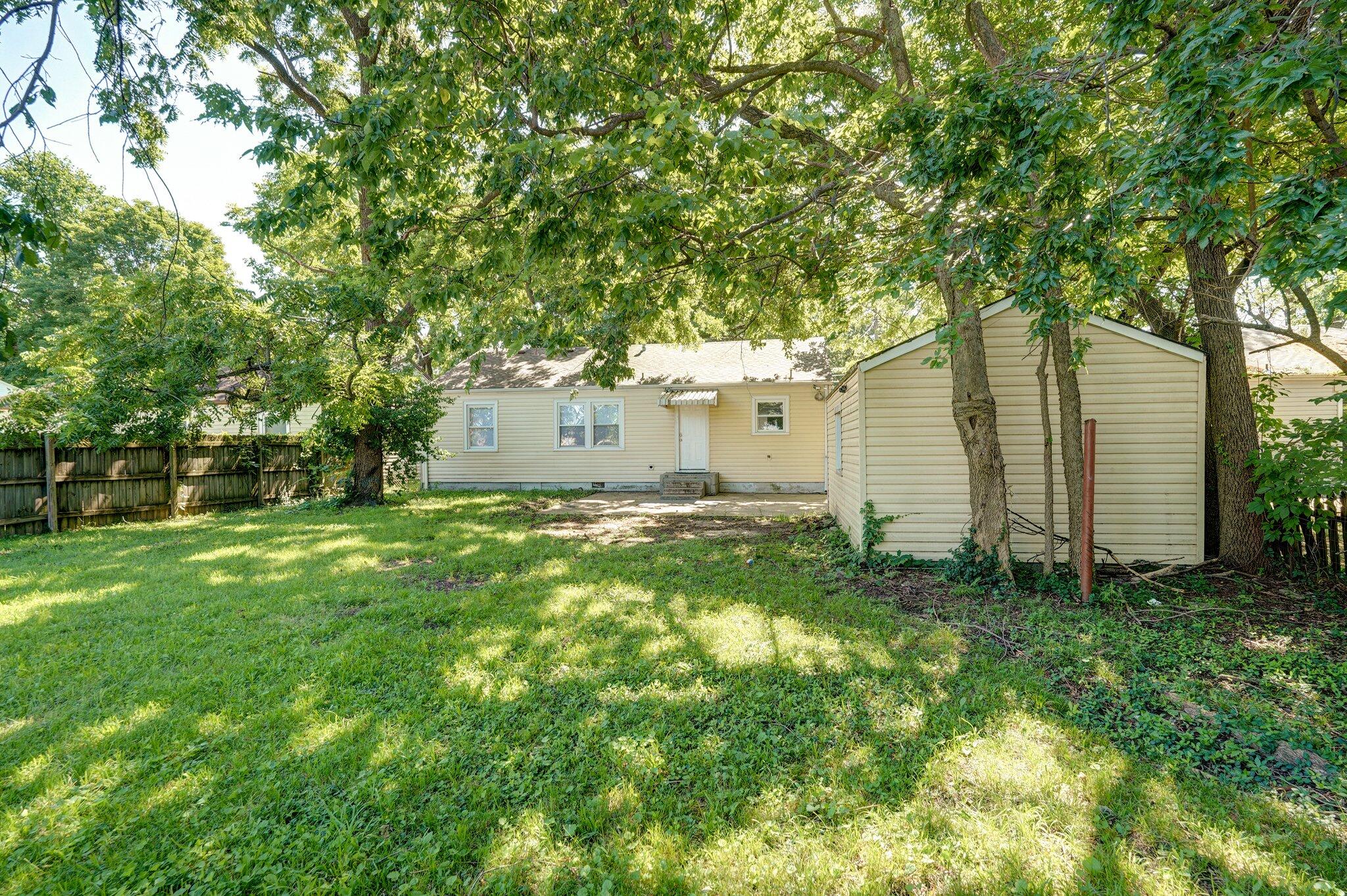 1739 South South Avenue Property Photo 22
