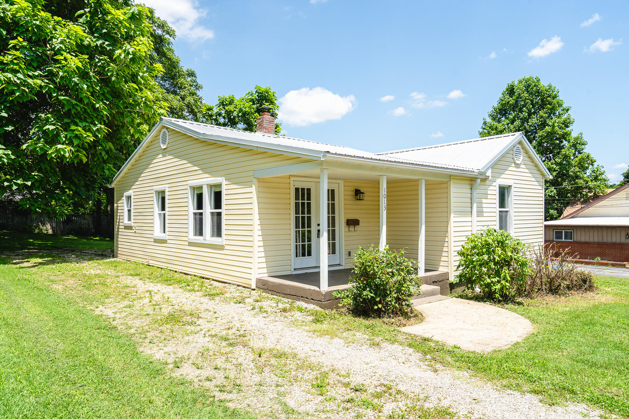 1013 Woodland Avenue Property Photo 27