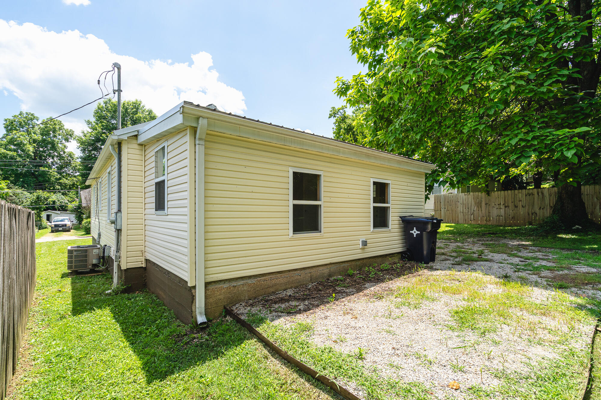 1013 Woodland Avenue Property Photo 31