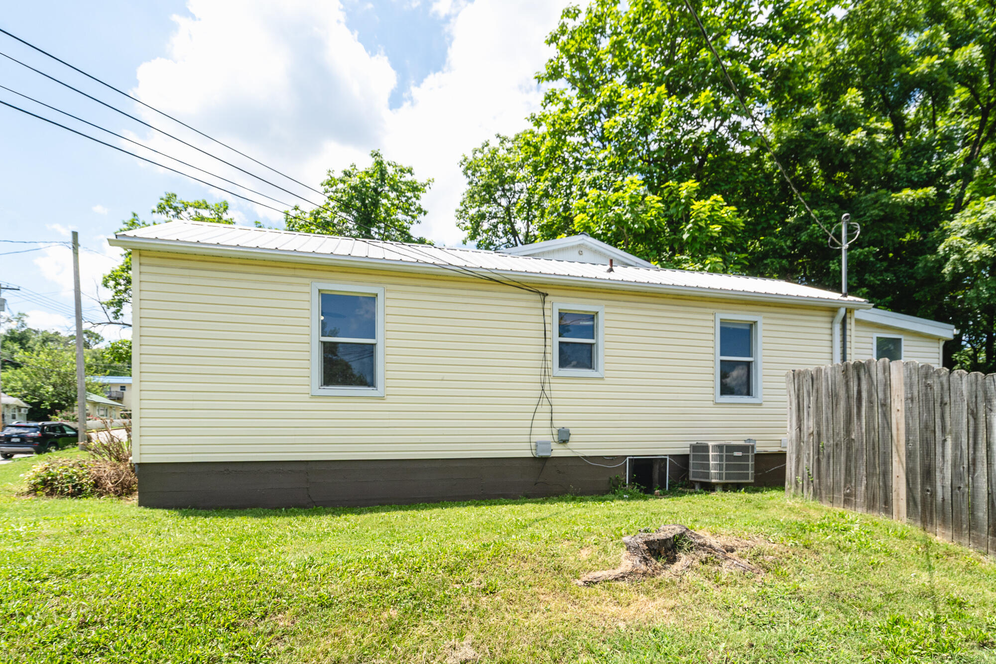 1013 Woodland Avenue Property Photo 32