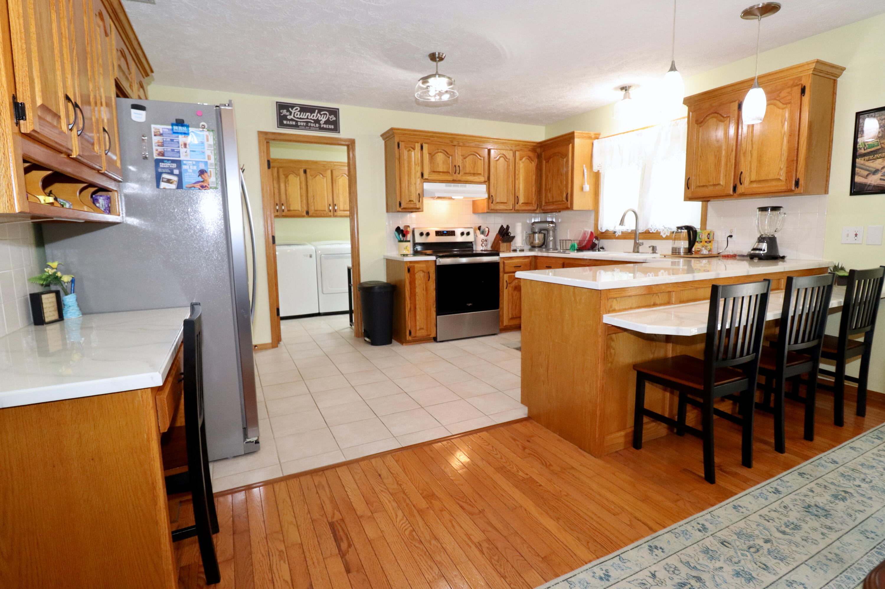 576 South Barnstable Property Photo 6