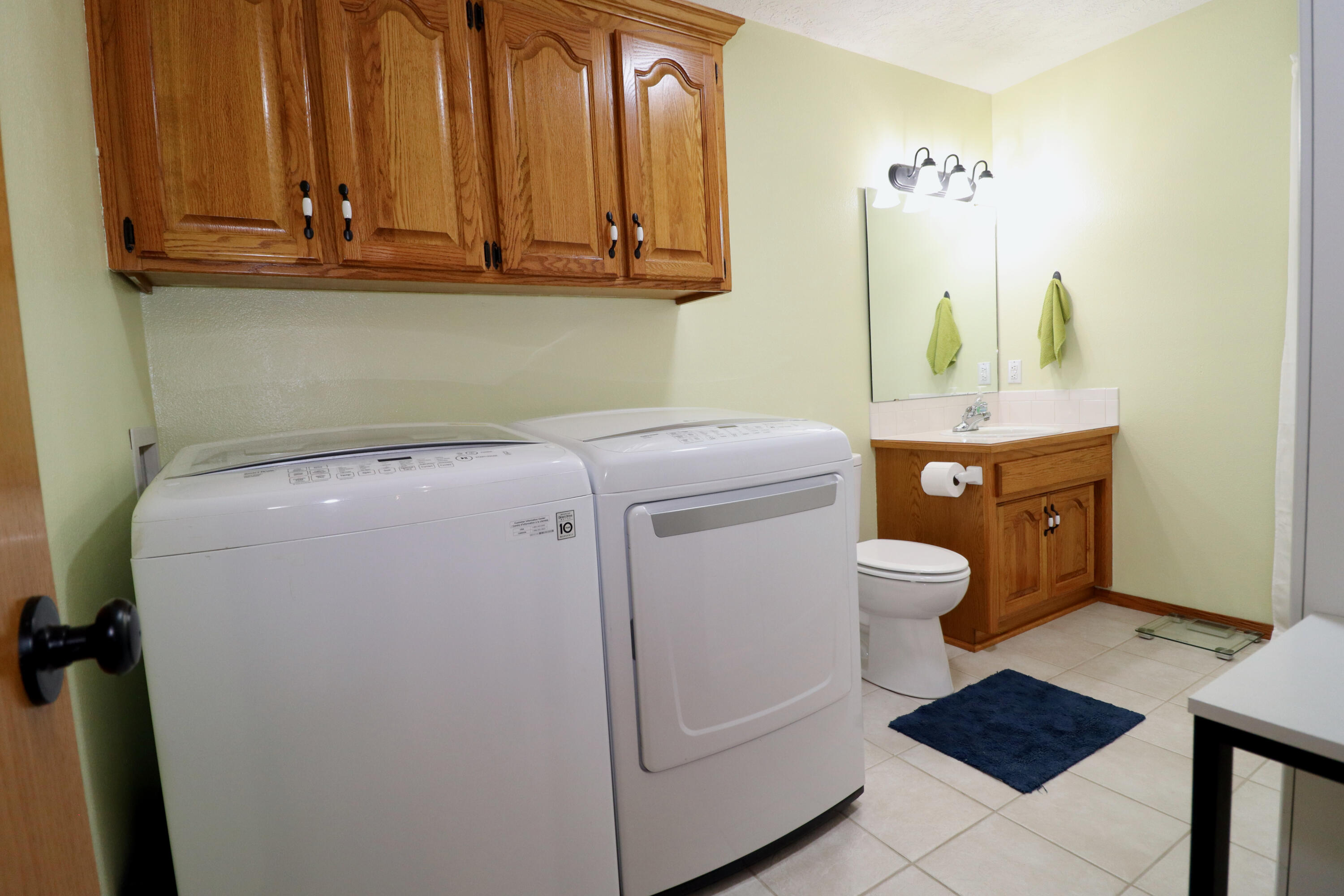 576 South Barnstable Property Photo 17