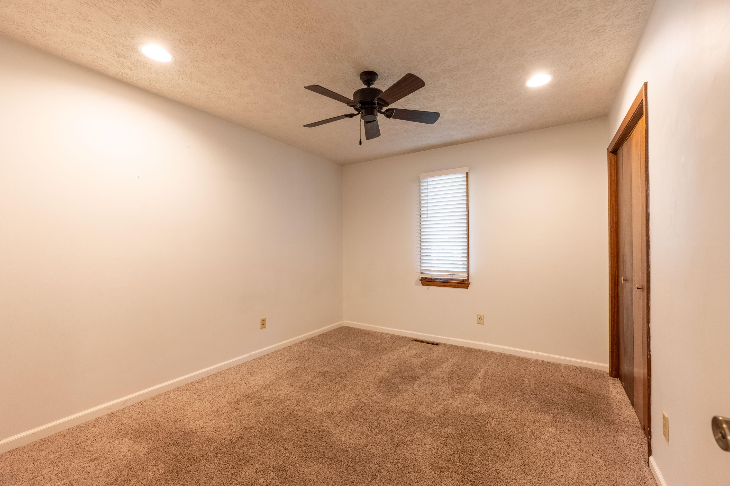 2924 South Roanoke Avenue Property Photo 20