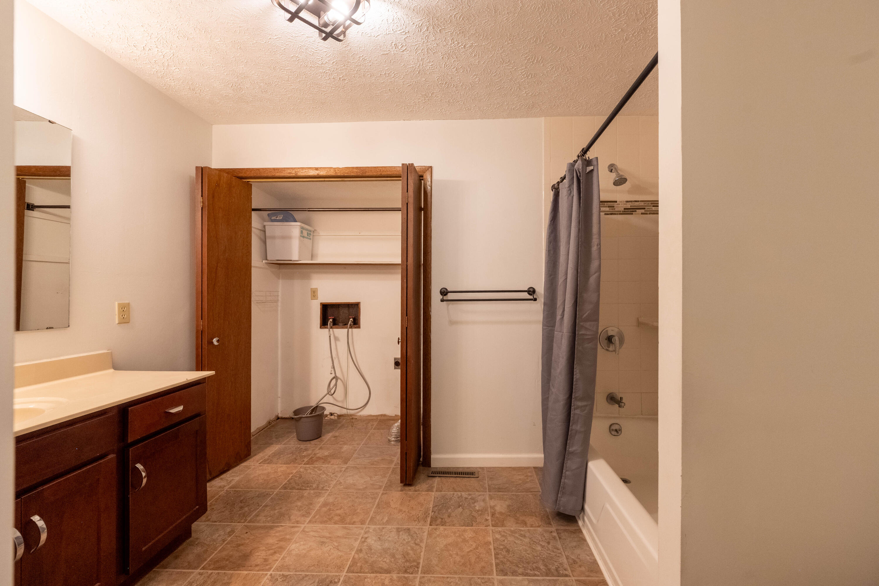 2924 South Roanoke Avenue Property Photo 27