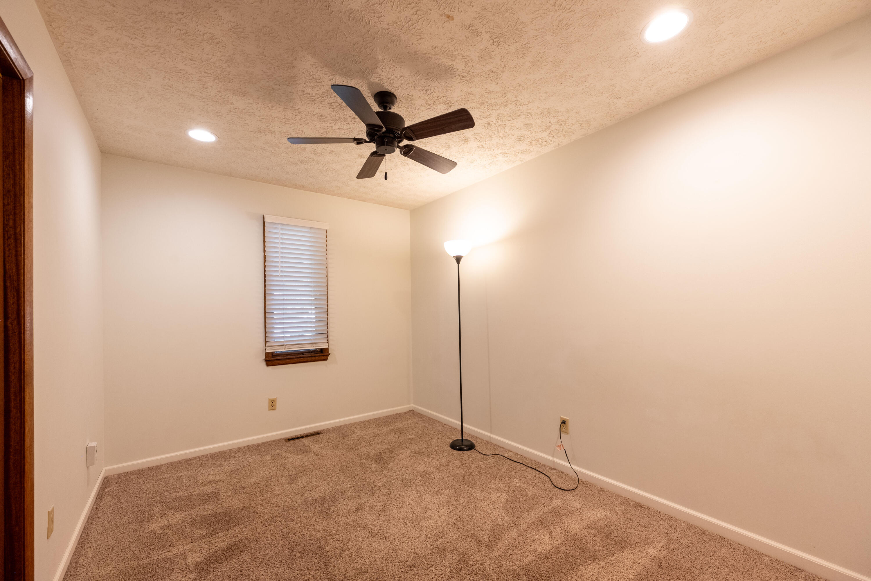 2924 South Roanoke Avenue Property Photo 28
