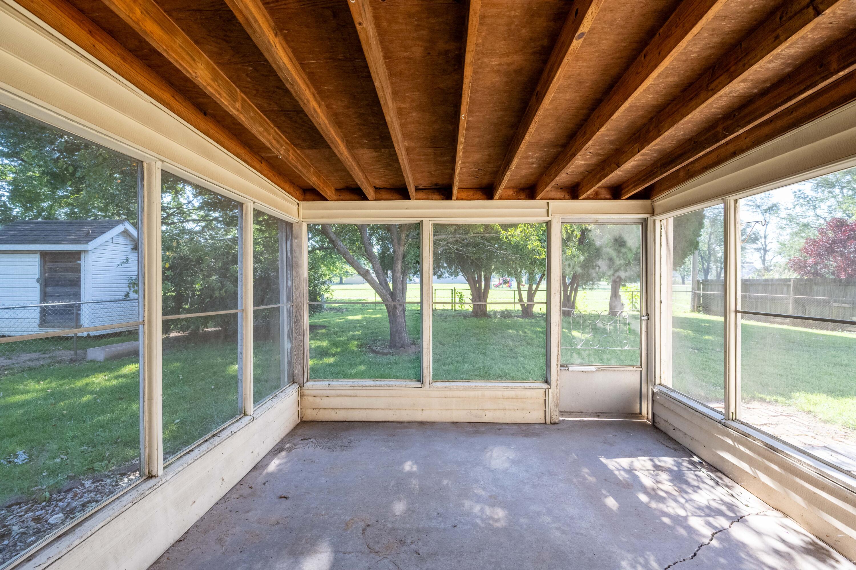 2924 South Roanoke Avenue Property Photo 31