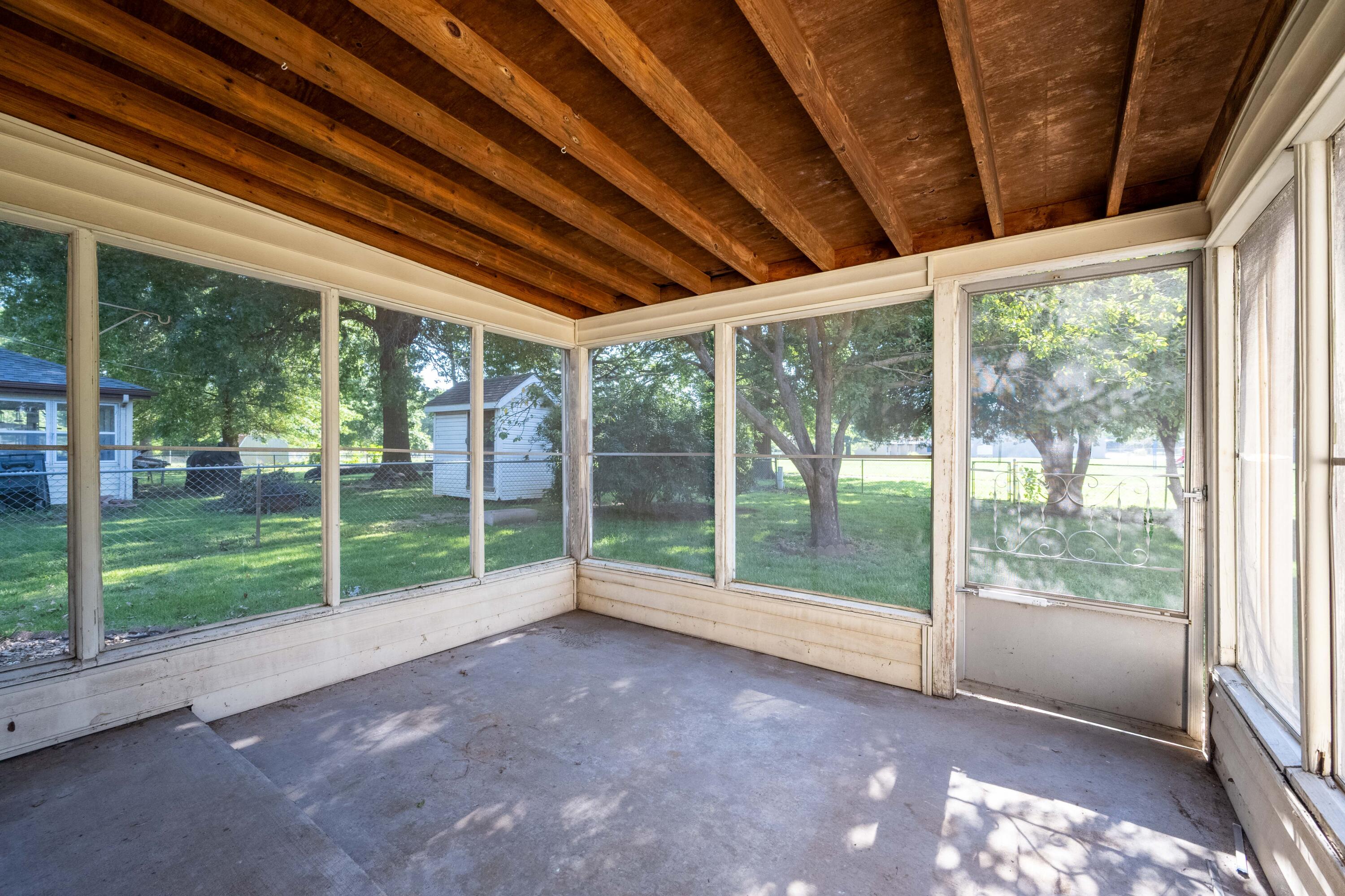 2924 South Roanoke Avenue Property Photo 32