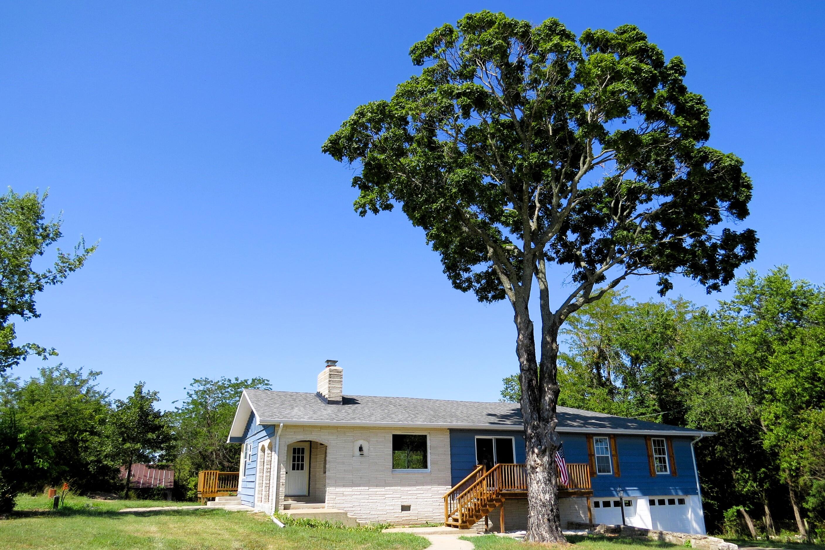 3025 West State Highway H Property Photo 3