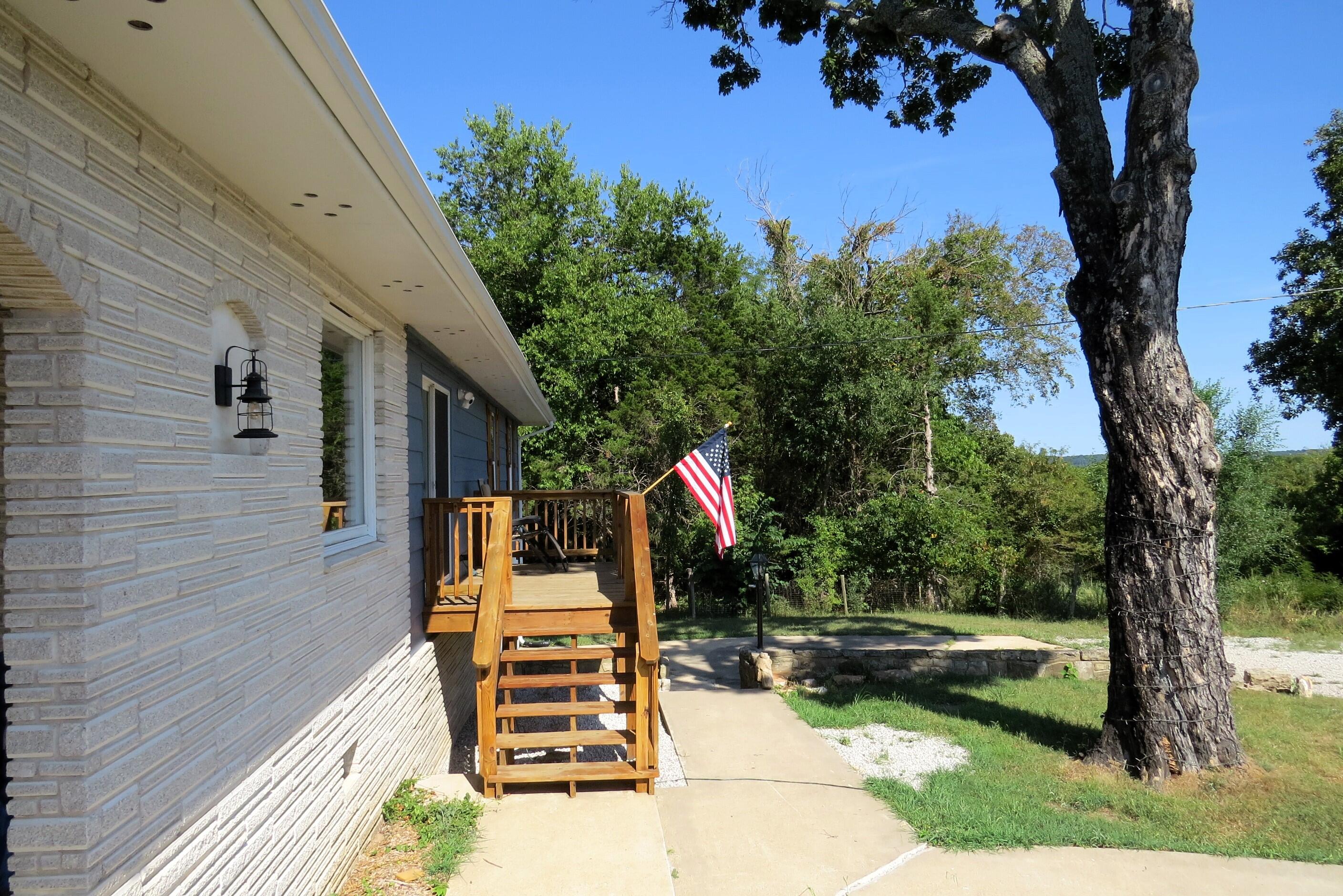 3025 West State Highway H Property Photo 4