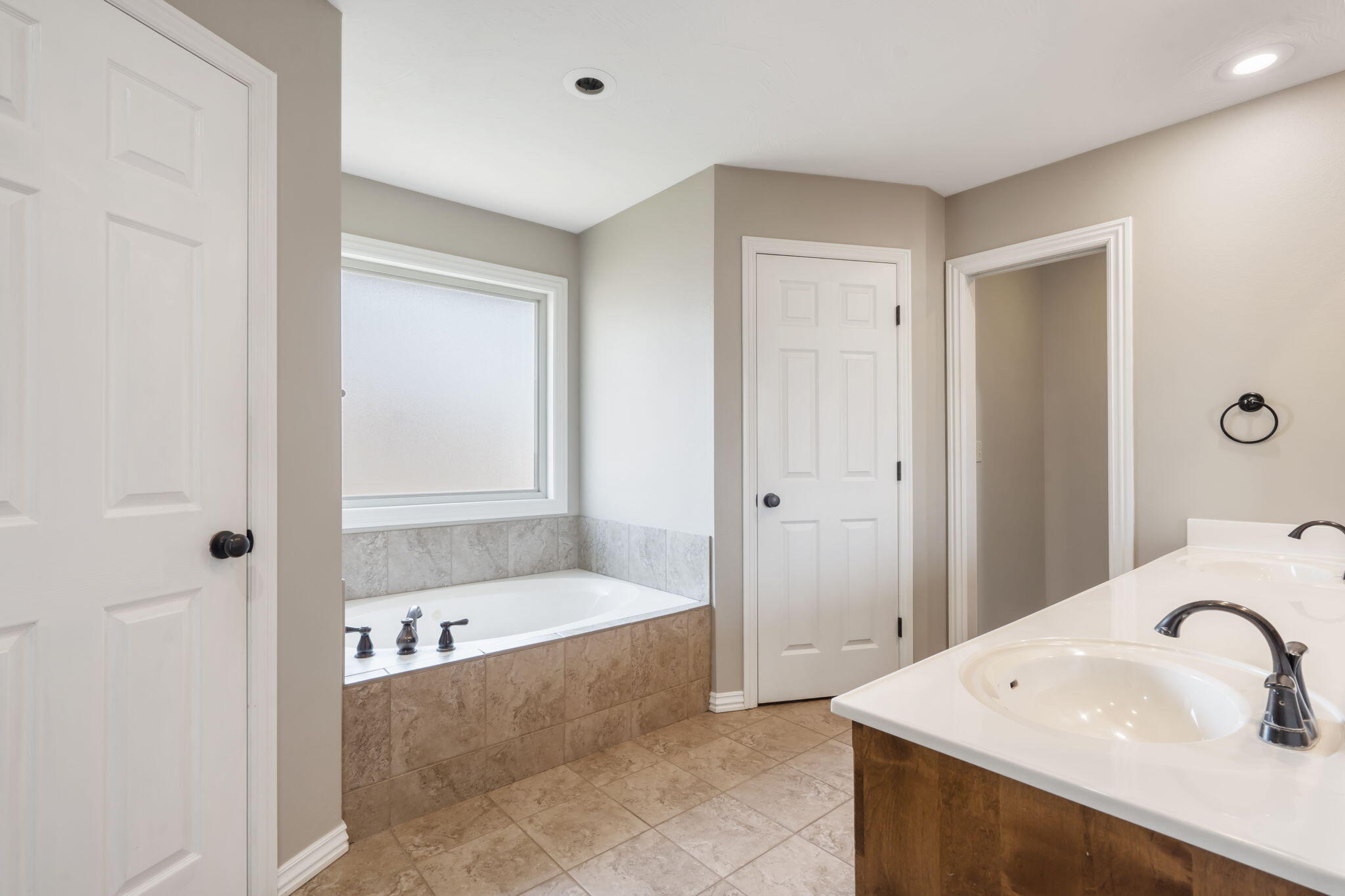 1545 North Oakfair Place Property Photo 16