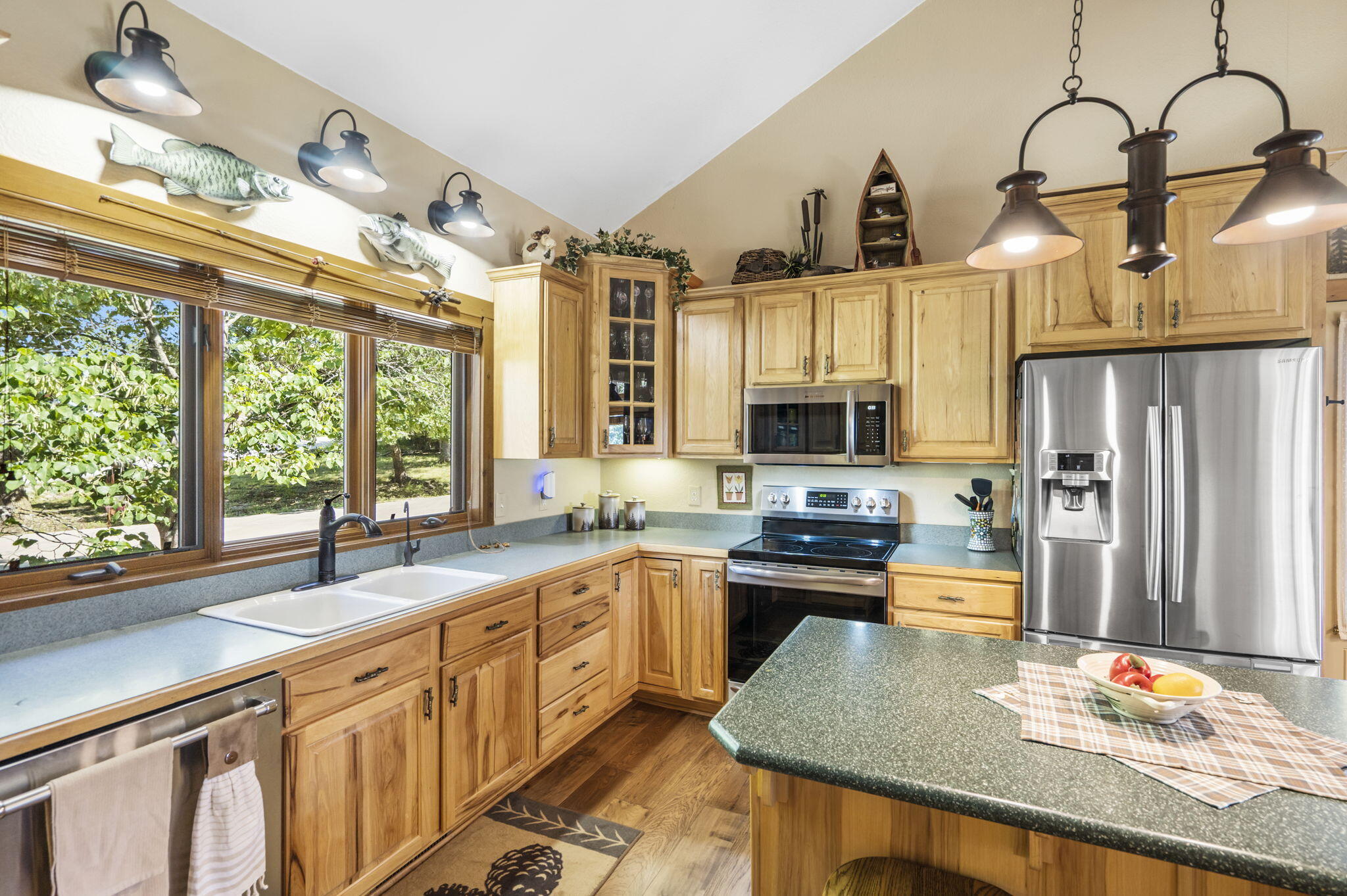 692 Indian Valley Road Property Photo 8