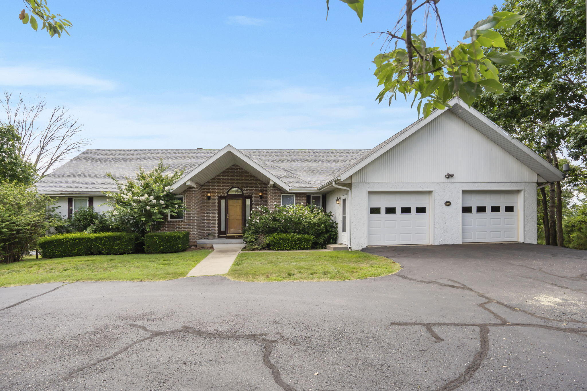 489 Indian Valley Road Property Photo 1