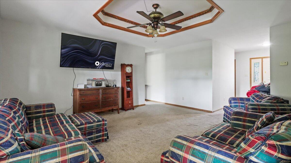2005 Debra Drive Property Photo 3