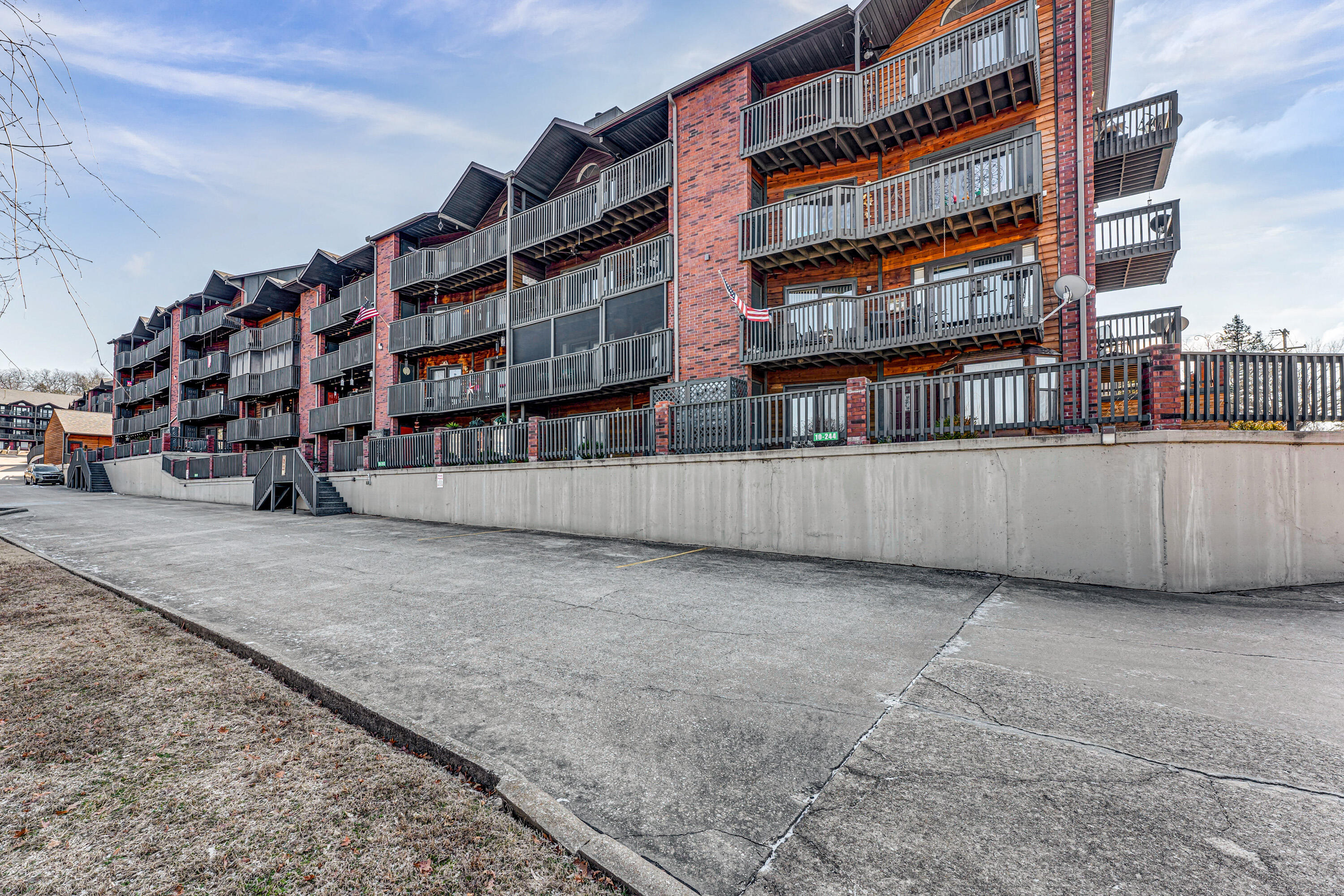 150 Sunken Forest Drive Property Photo 38