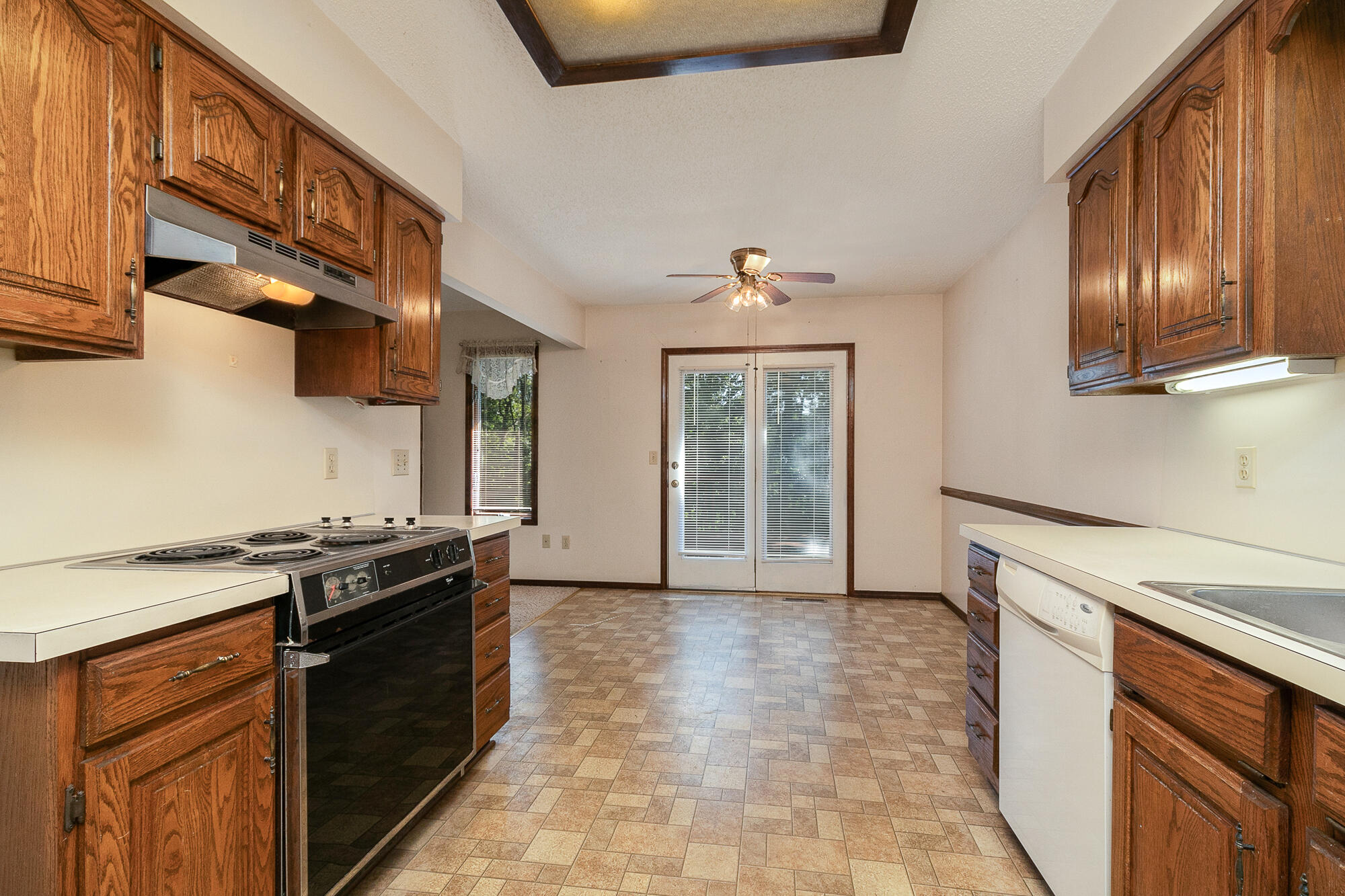 3723 North Vera Cruz Drive Property Photo 12