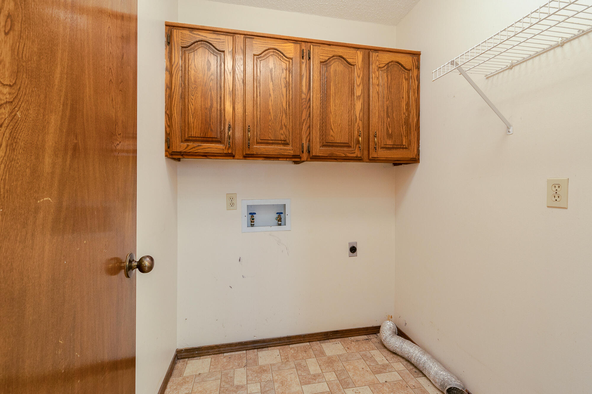 3723 North Vera Cruz Drive Property Photo 13