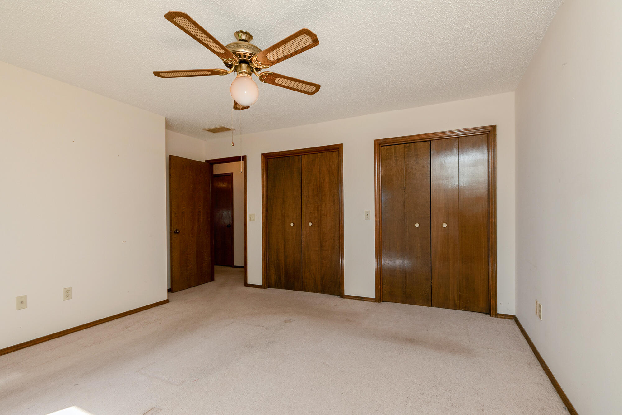 3723 North Vera Cruz Drive Property Photo 21