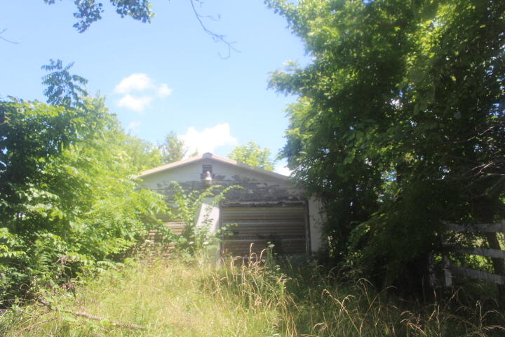 3176 South 170th Road Property Photo 4