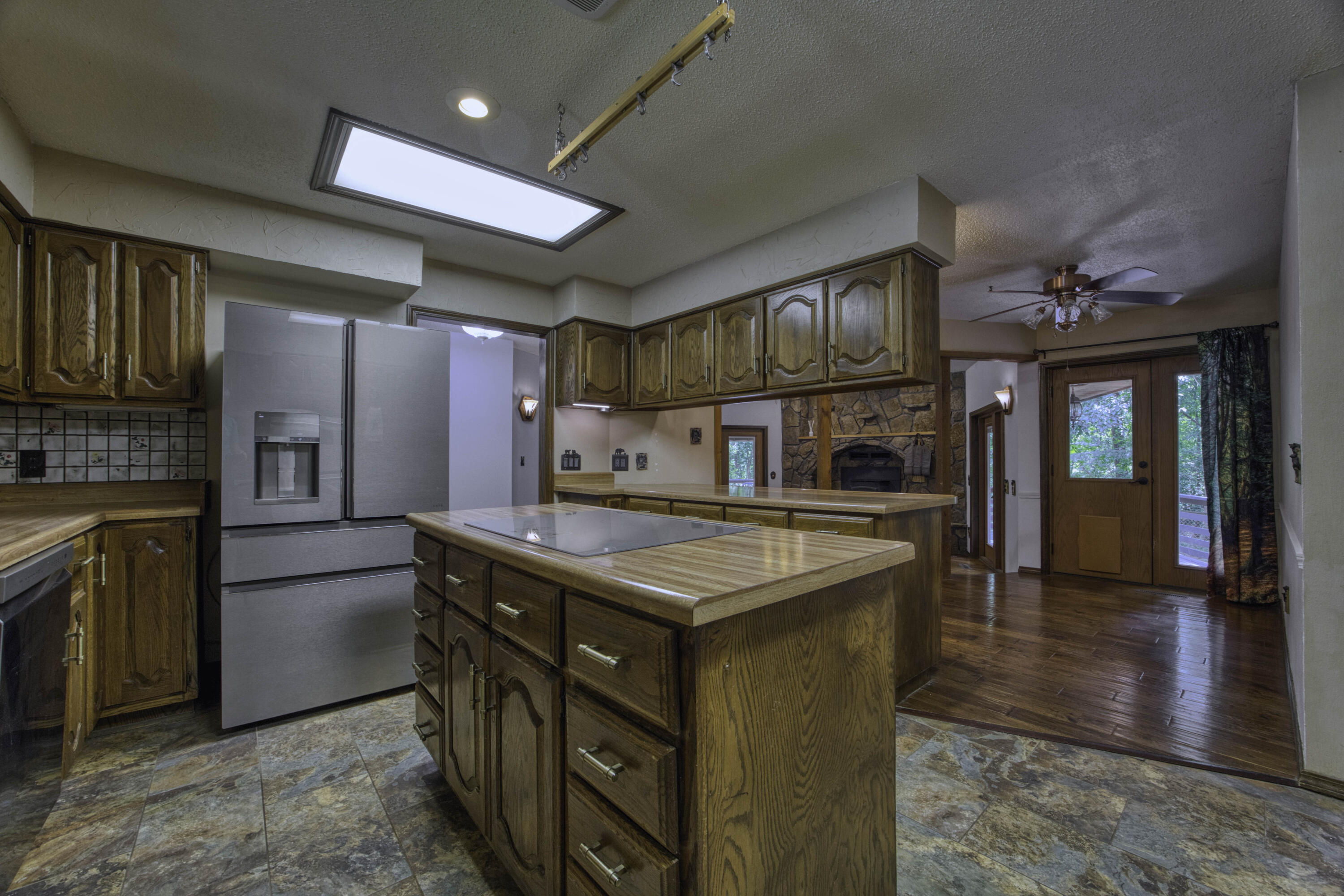 2386 West Deer Trail Court Property Photo 5