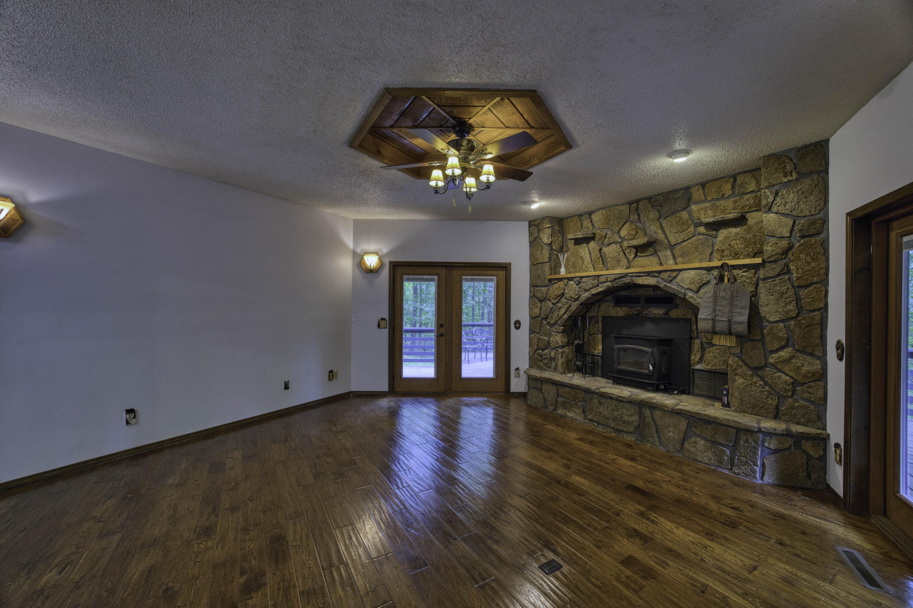 2386 West Deer Trail Court Property Photo 7