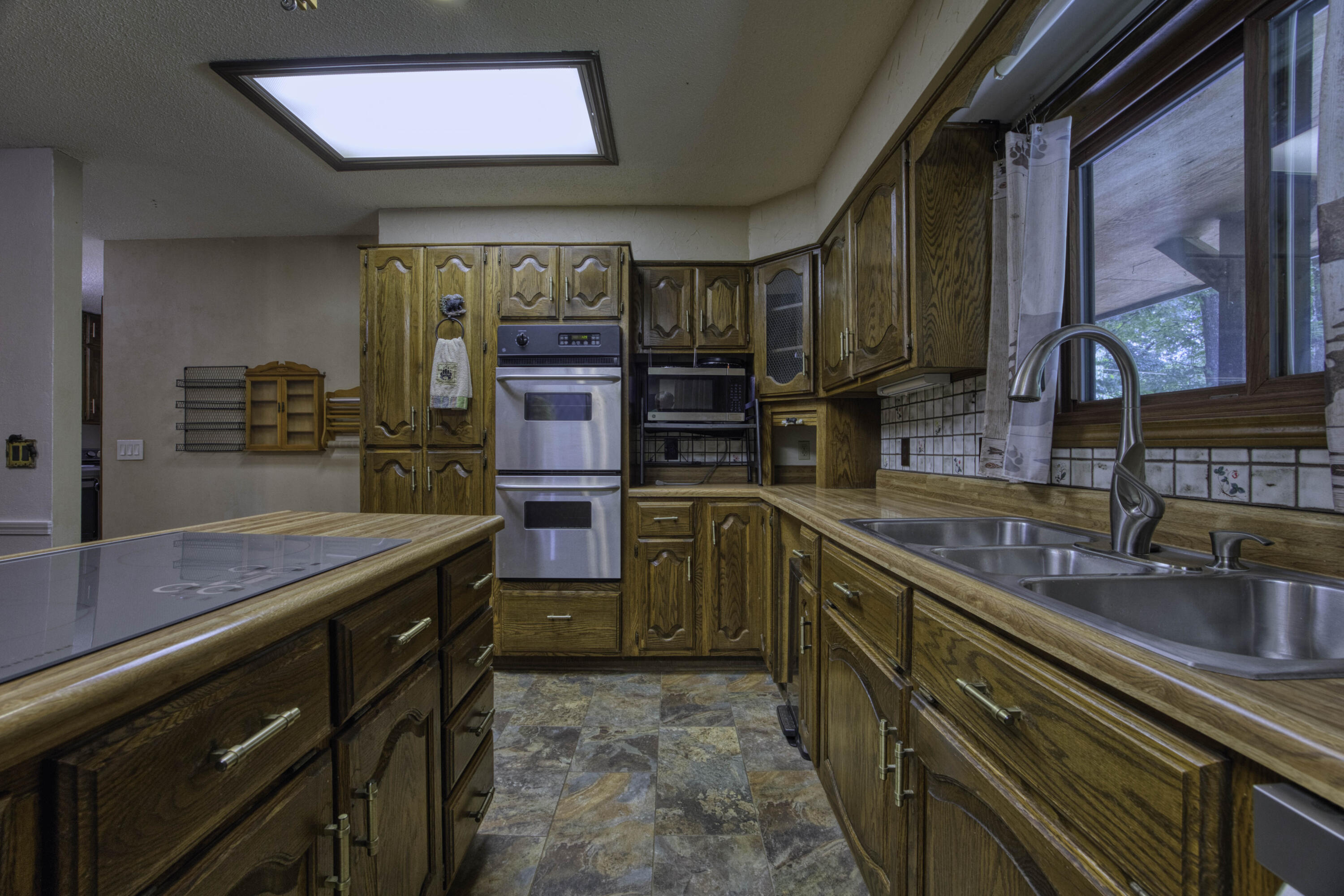 2386 West Deer Trail Court Property Photo 10